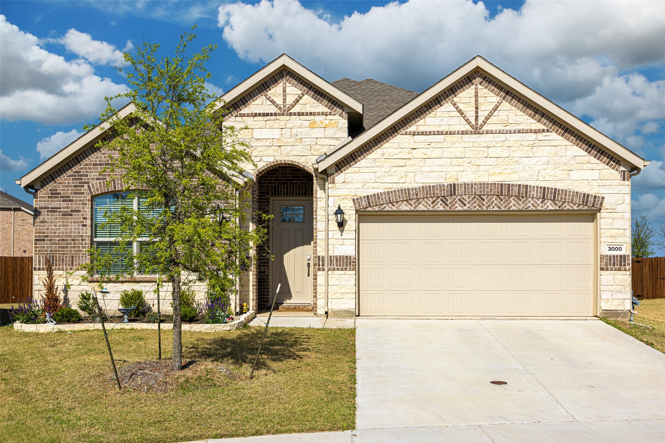 3000 Vitex Way