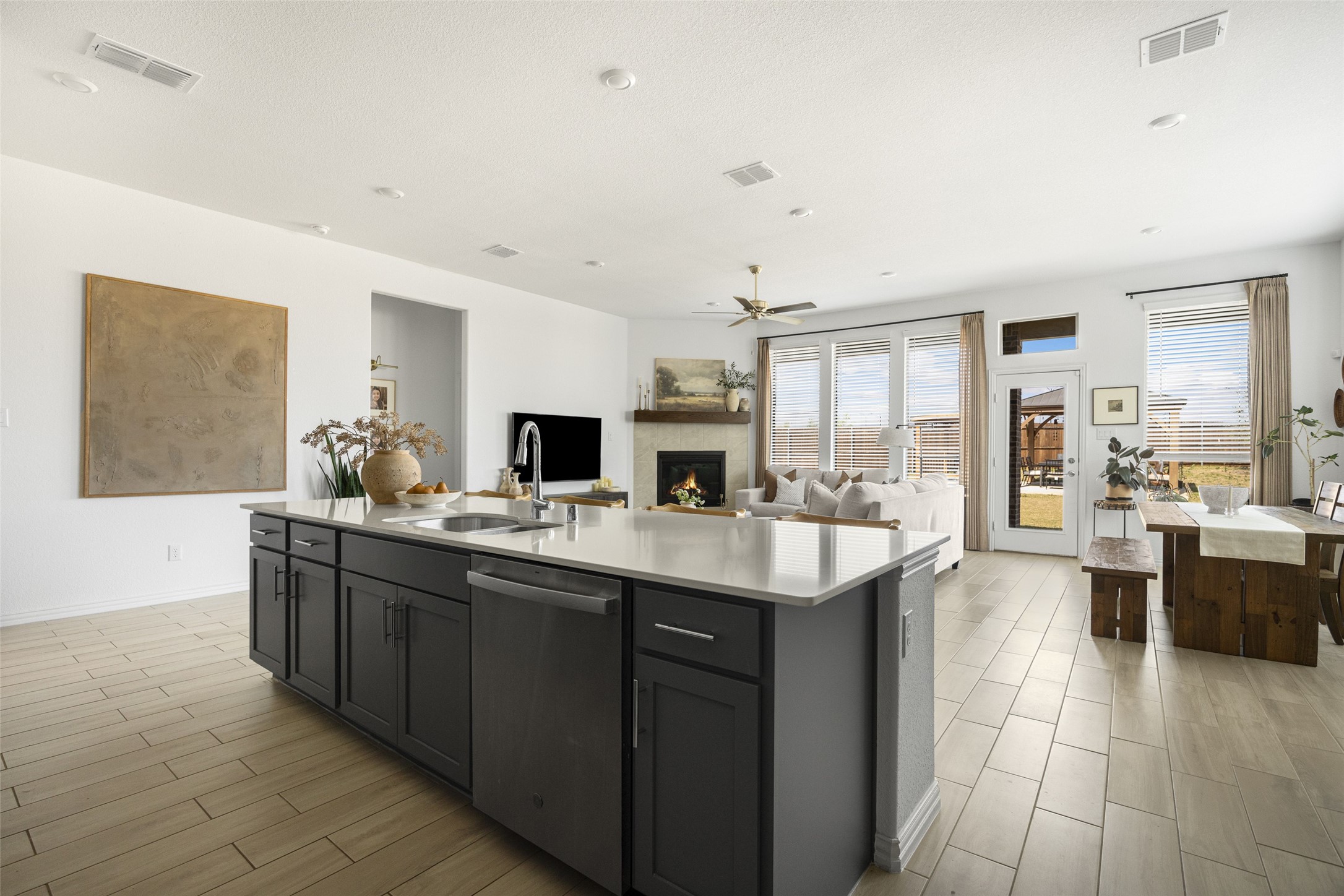 3000 Vitex Way