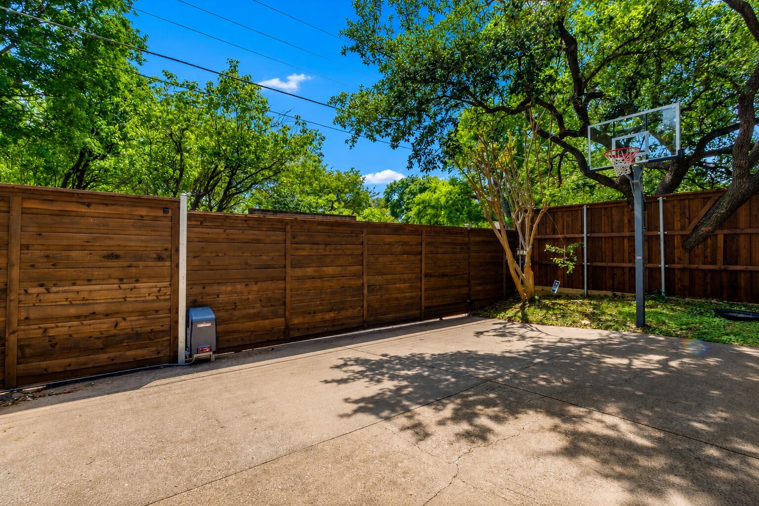 917 Fernwood Drive