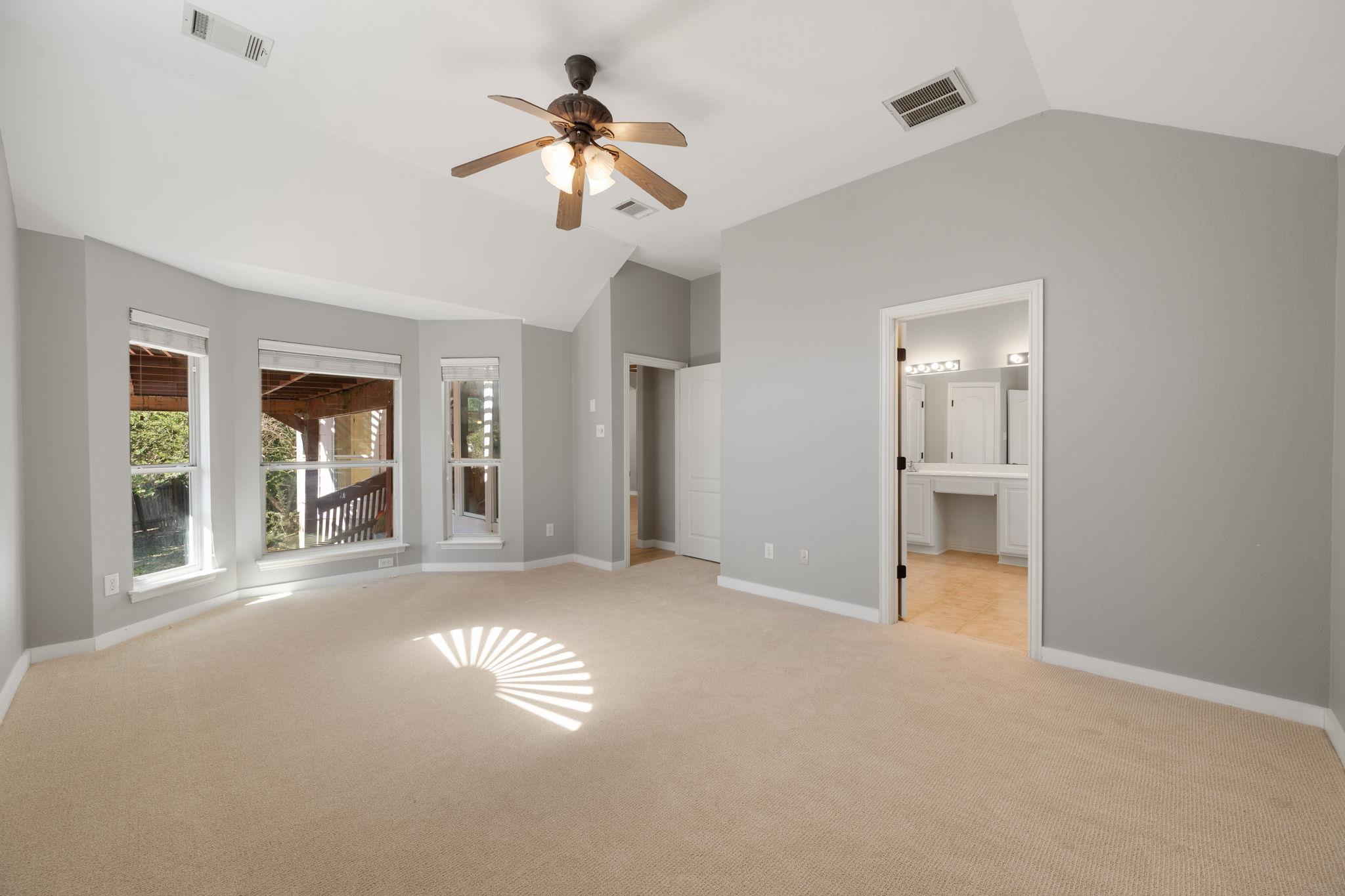 20301 NE Wayzata CT