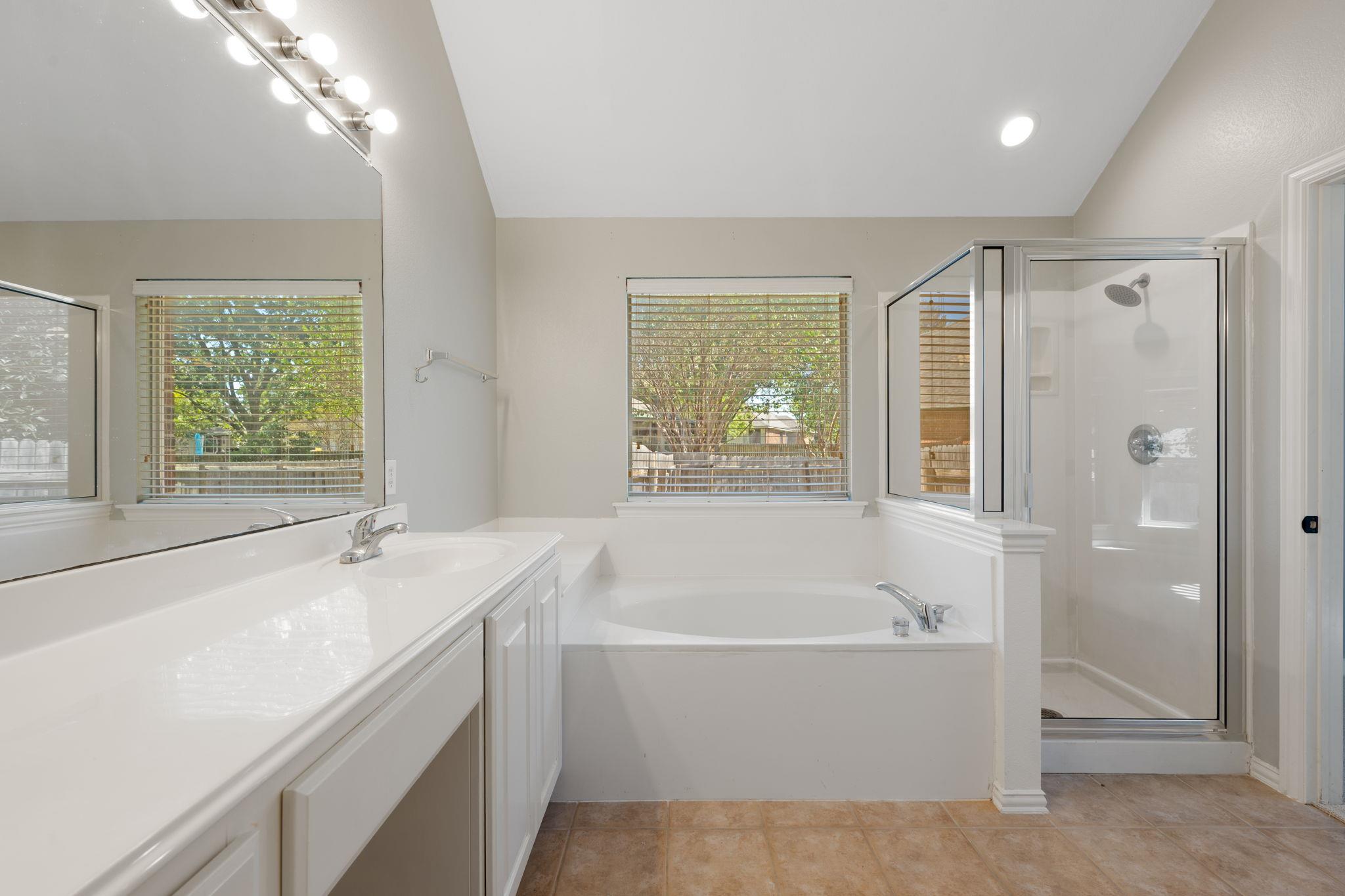20301 NE Wayzata CT