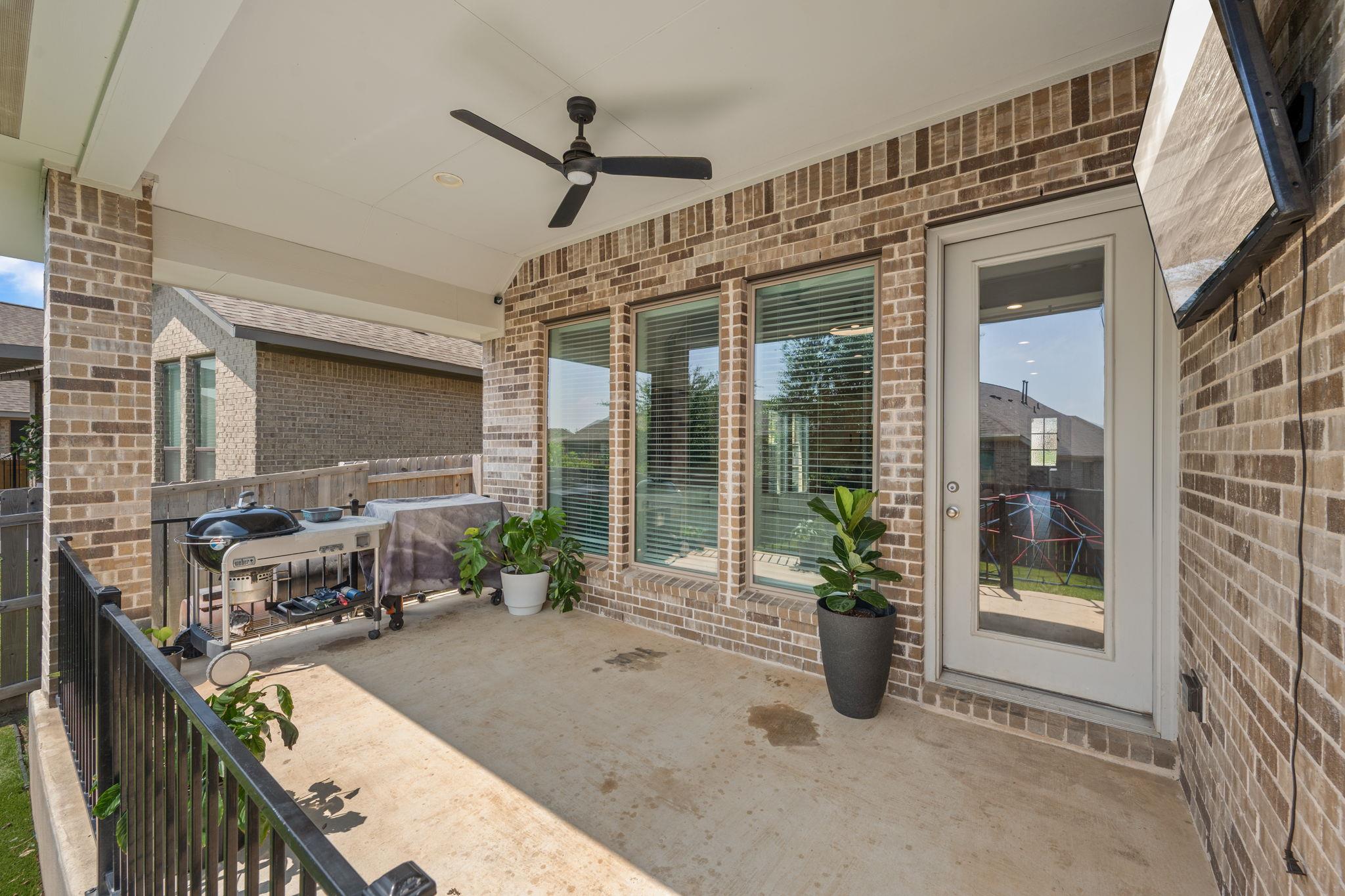 343 Eagle Ford DR