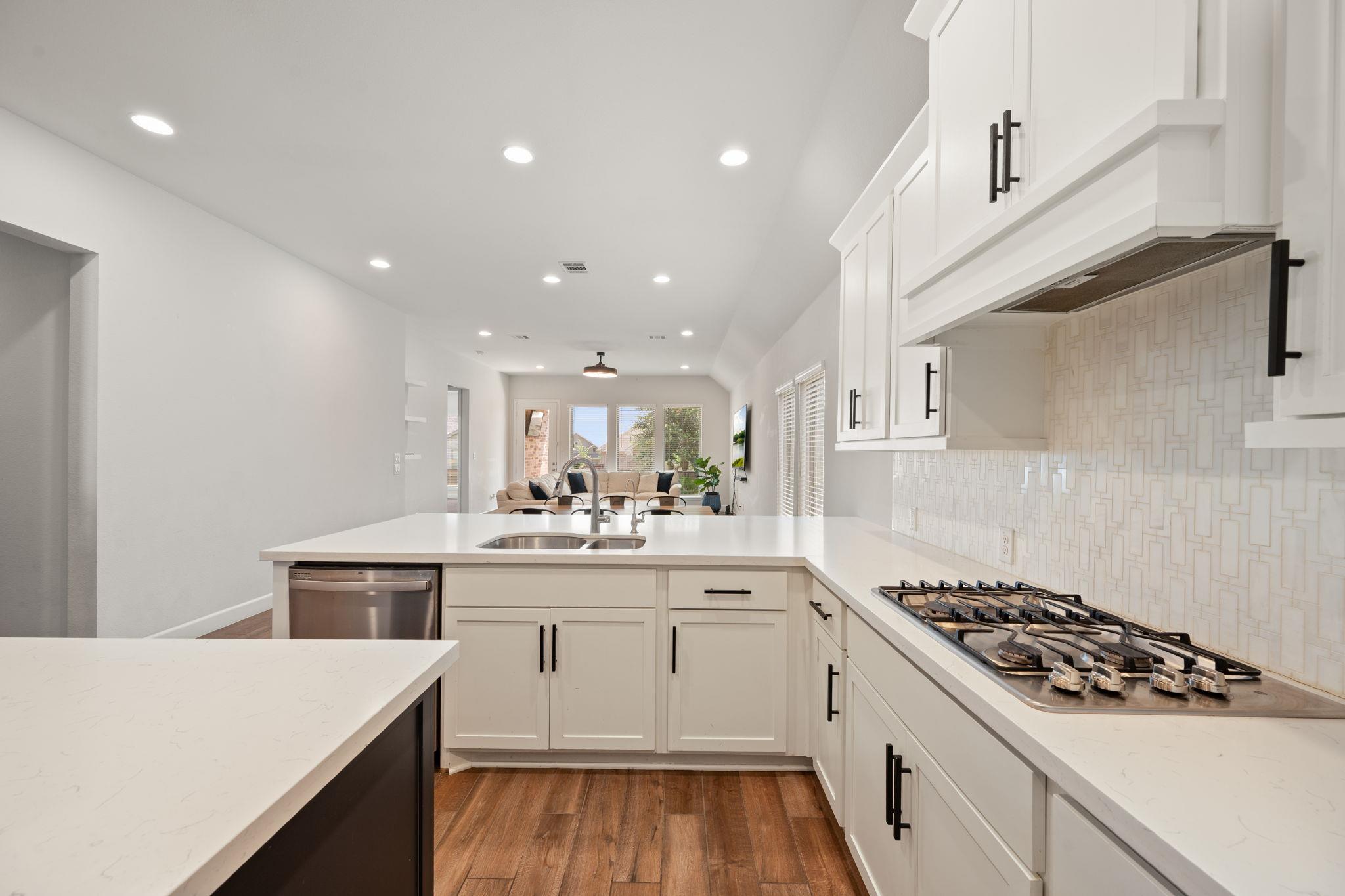 343 Eagle Ford DR