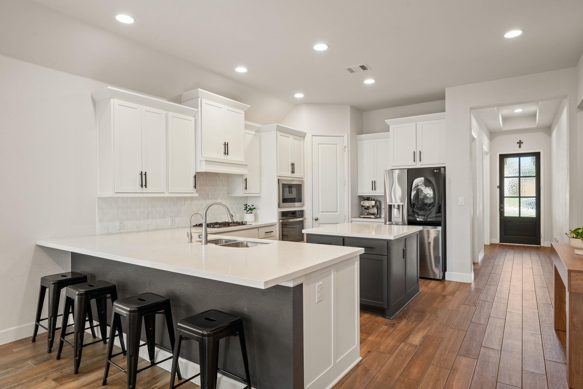 343 Eagle Ford DR