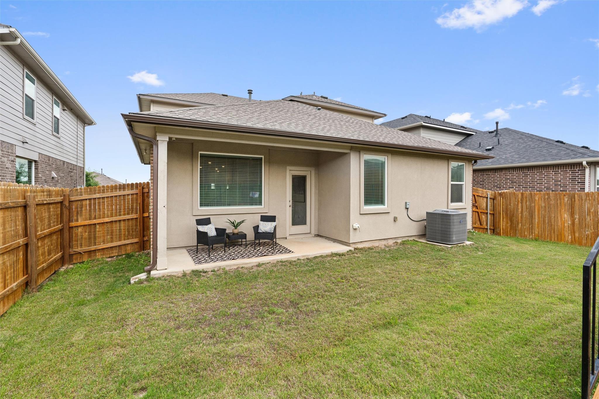 228 Brooklyn DR