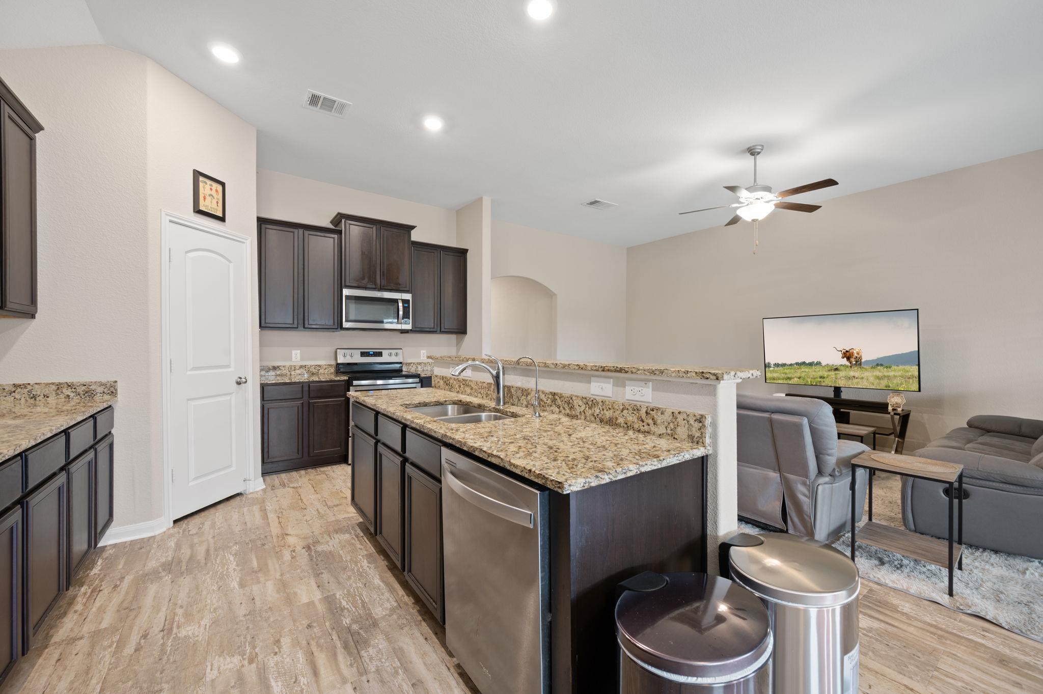 19601 Hubert R Humphrey RD