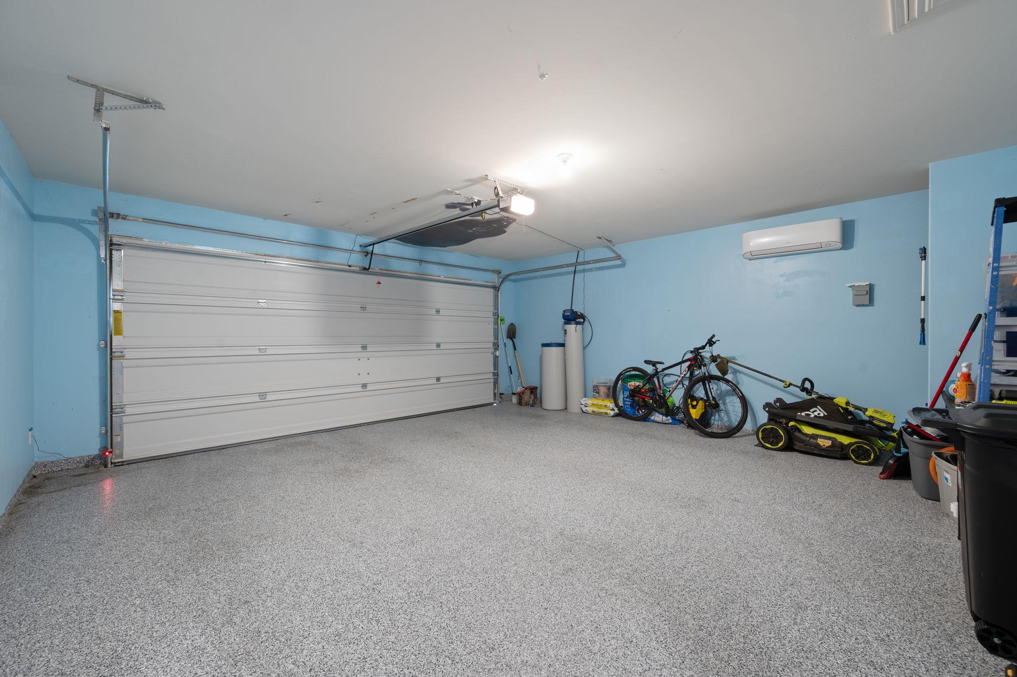 19601 Hubert R Humphrey RD