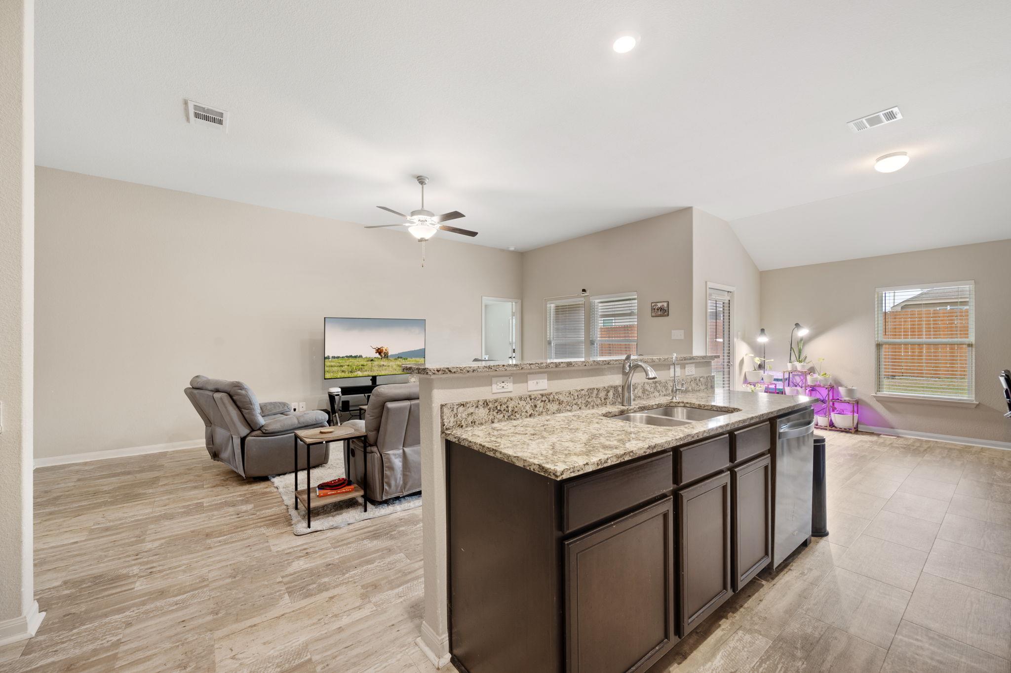 19601 Hubert R Humphrey RD