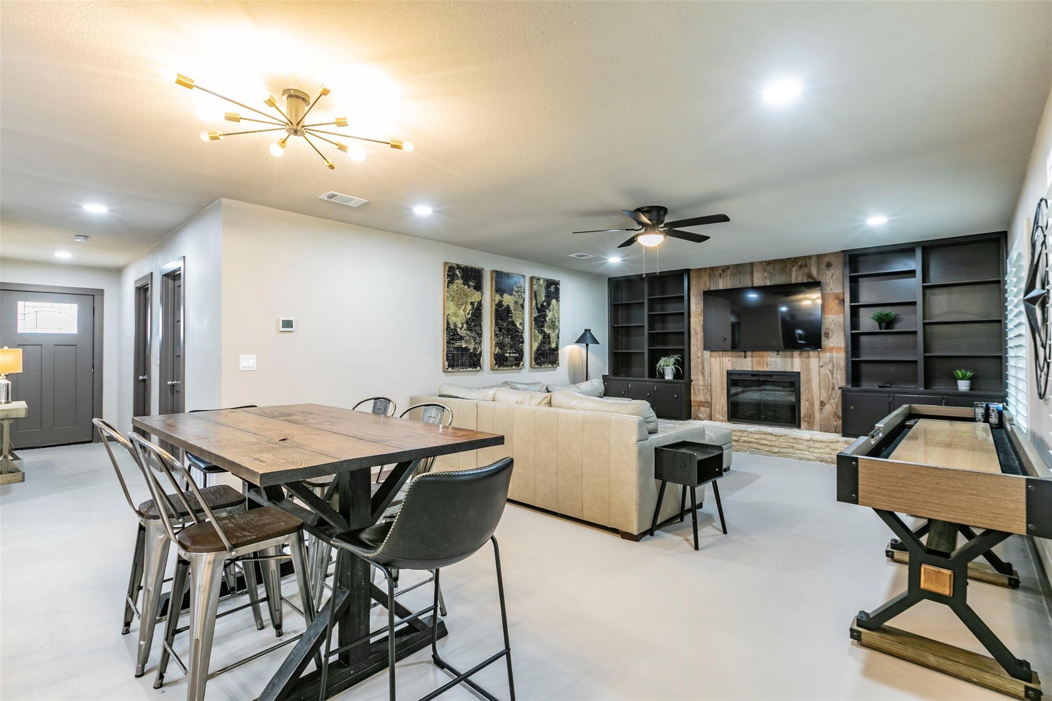4613 Joseph DR