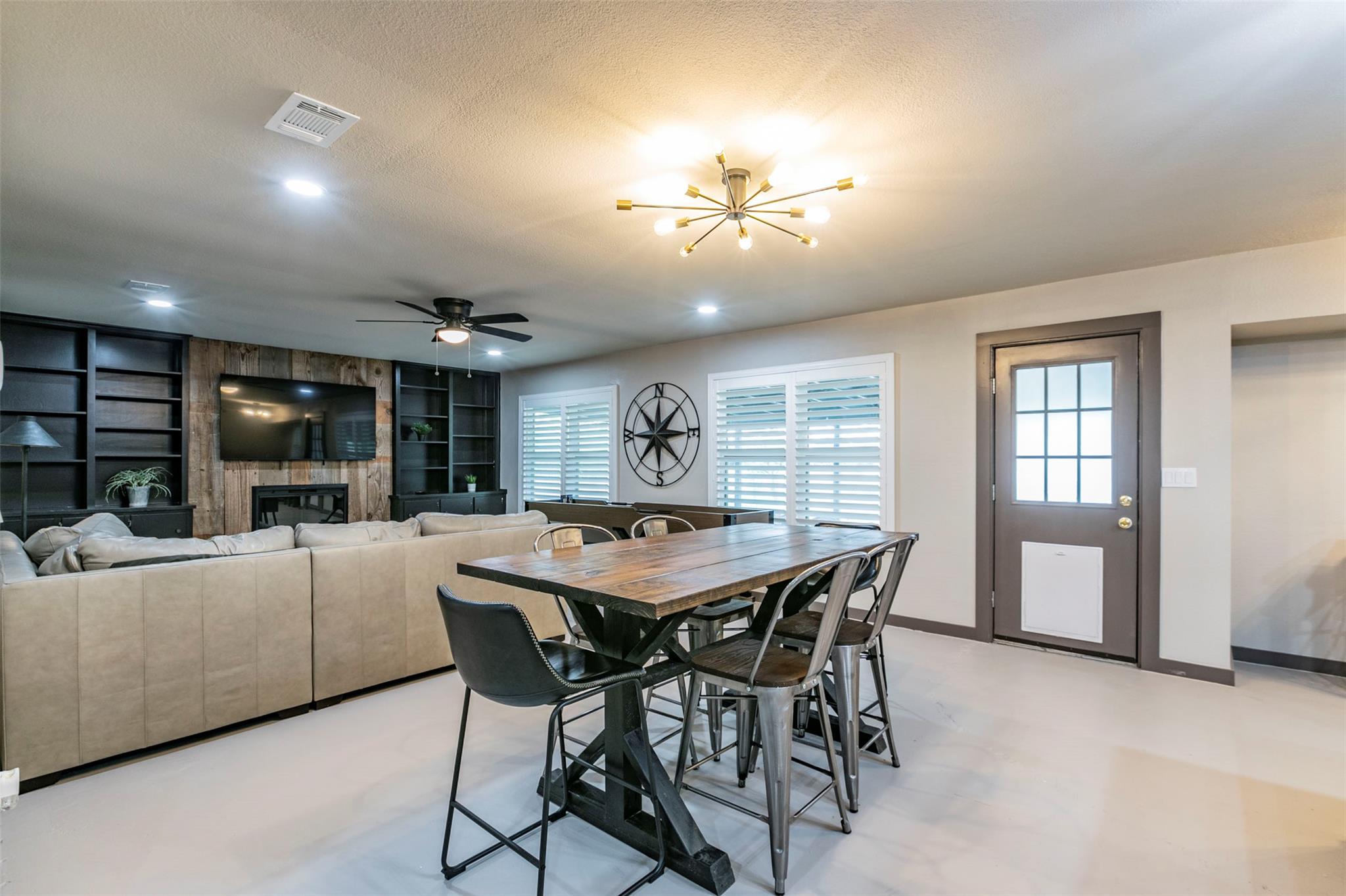 4613 Joseph DR