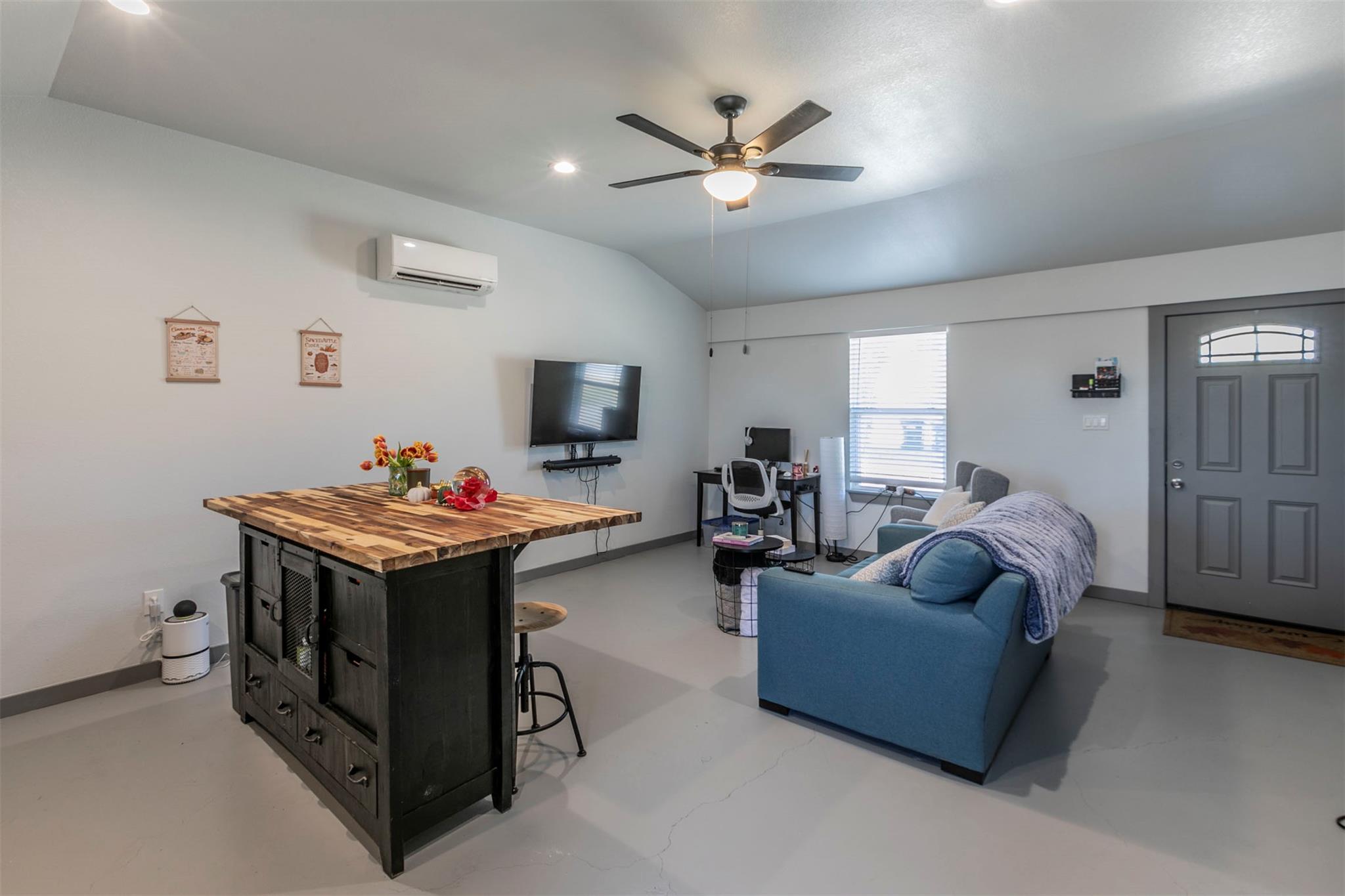 4613 Joseph DR