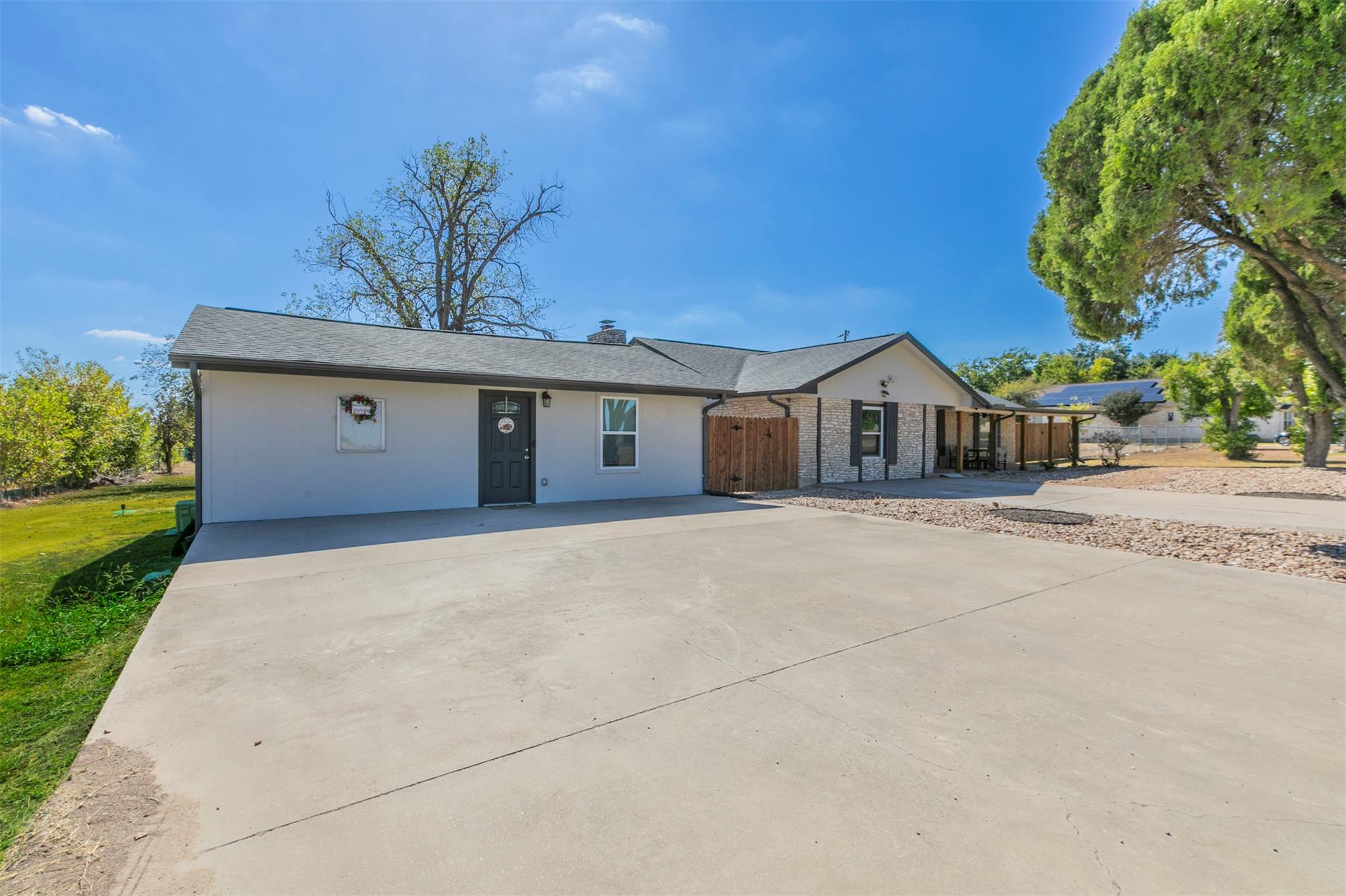 4613 Joseph DR