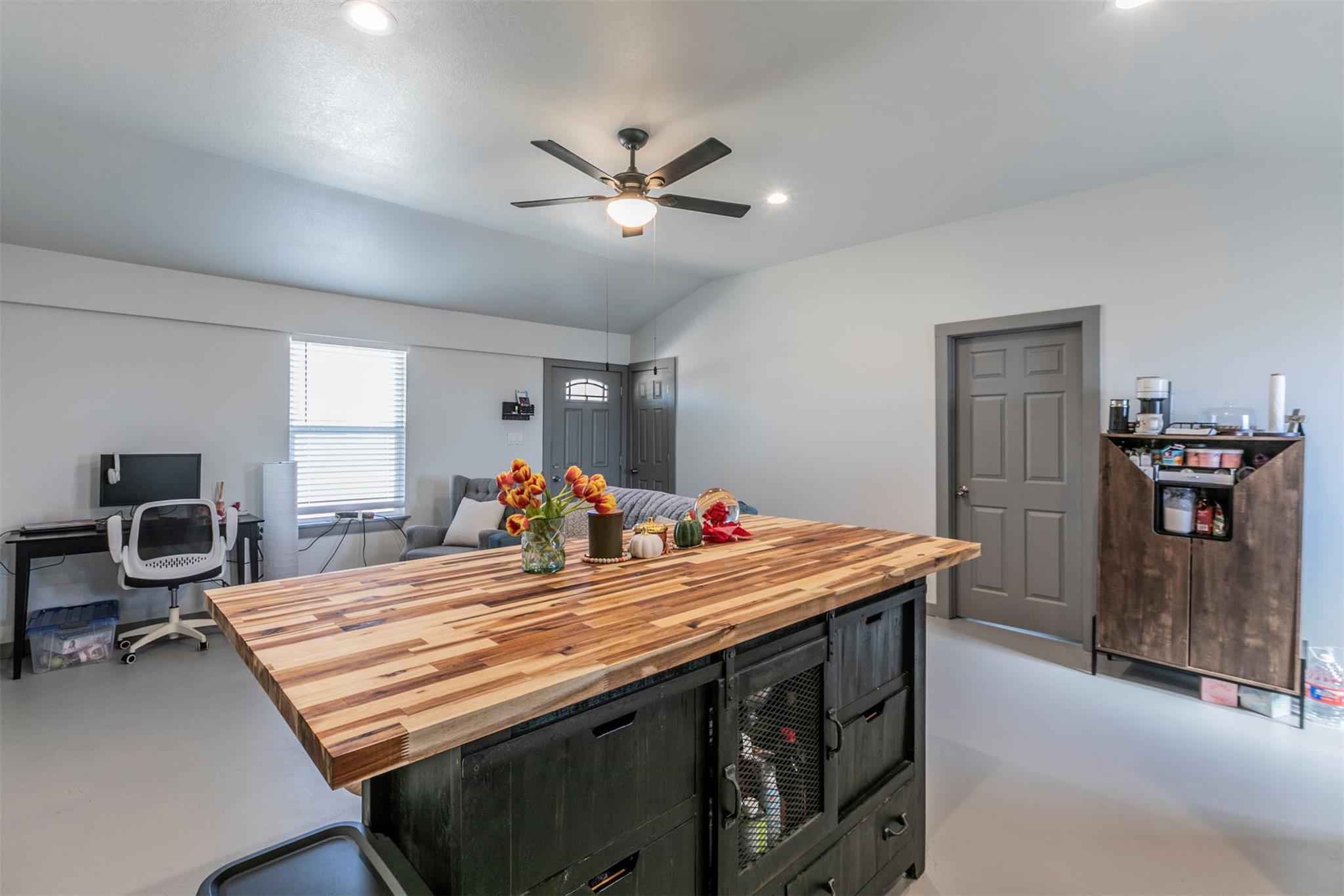 4613 Joseph DR