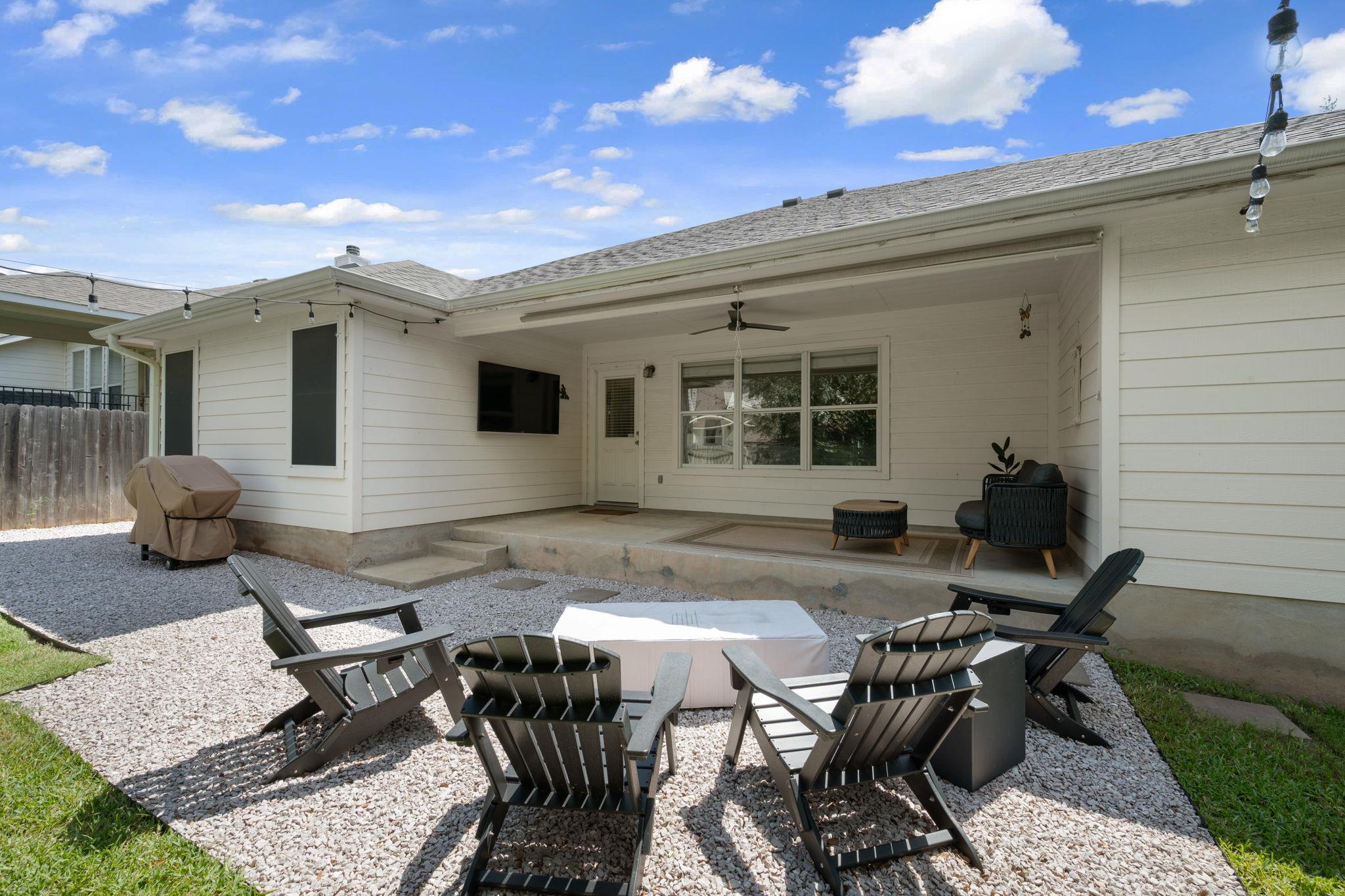 2405 Tumbling River DR