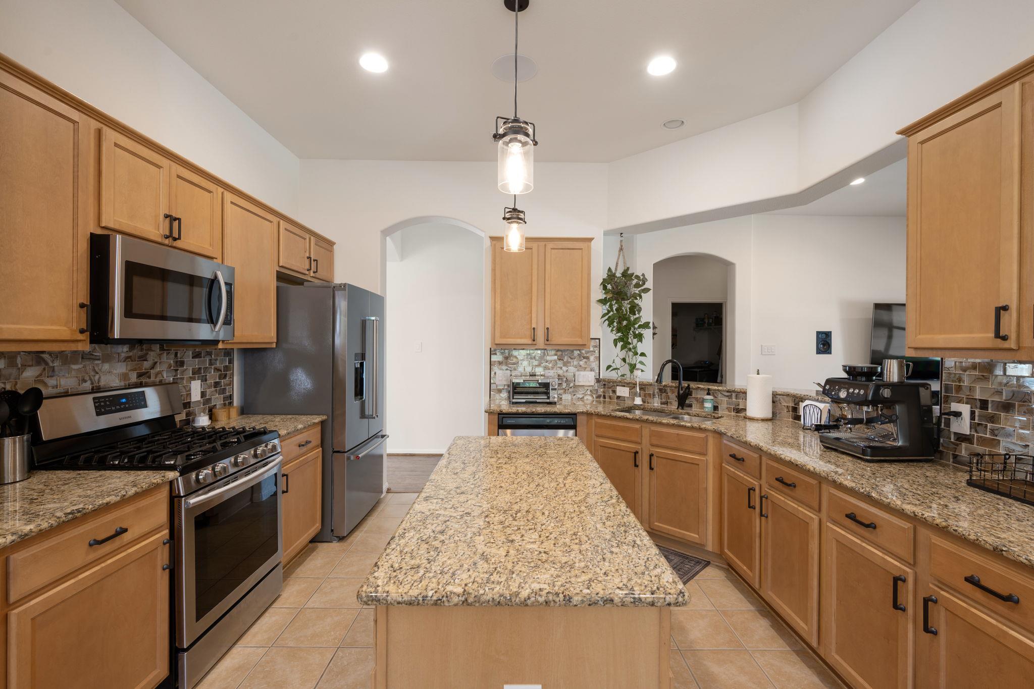 2405 Tumbling River DR