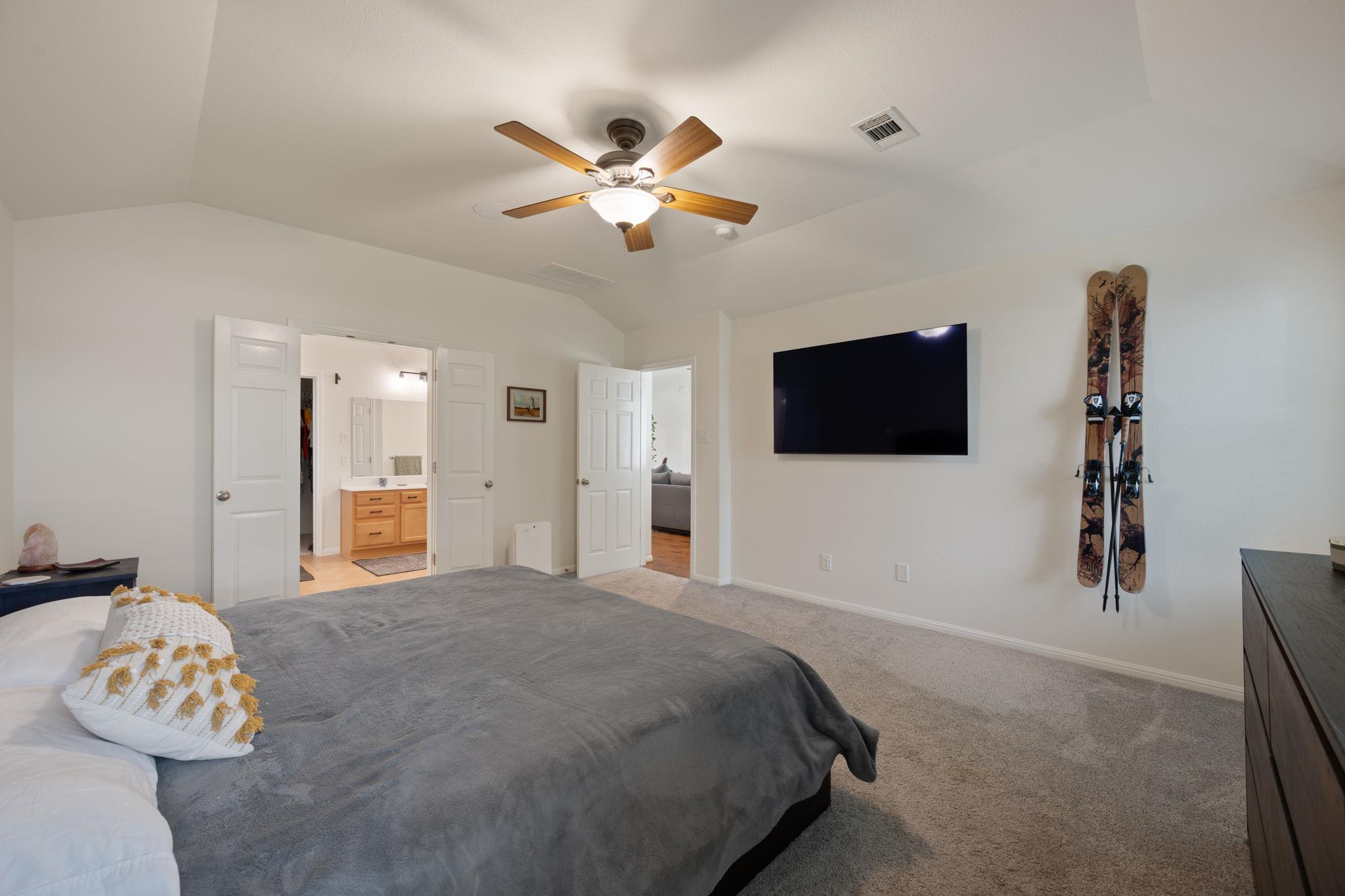 2405 Tumbling River DR