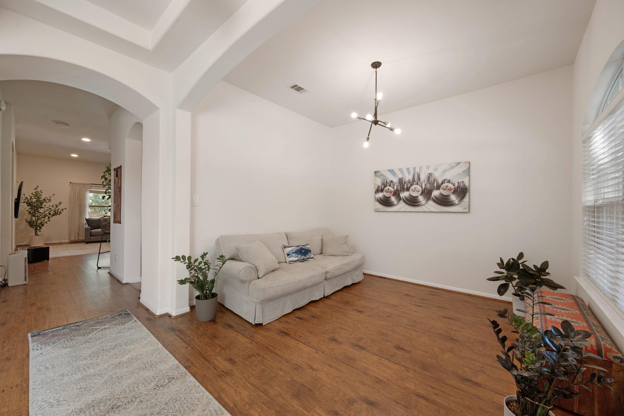 2405 Tumbling River DR