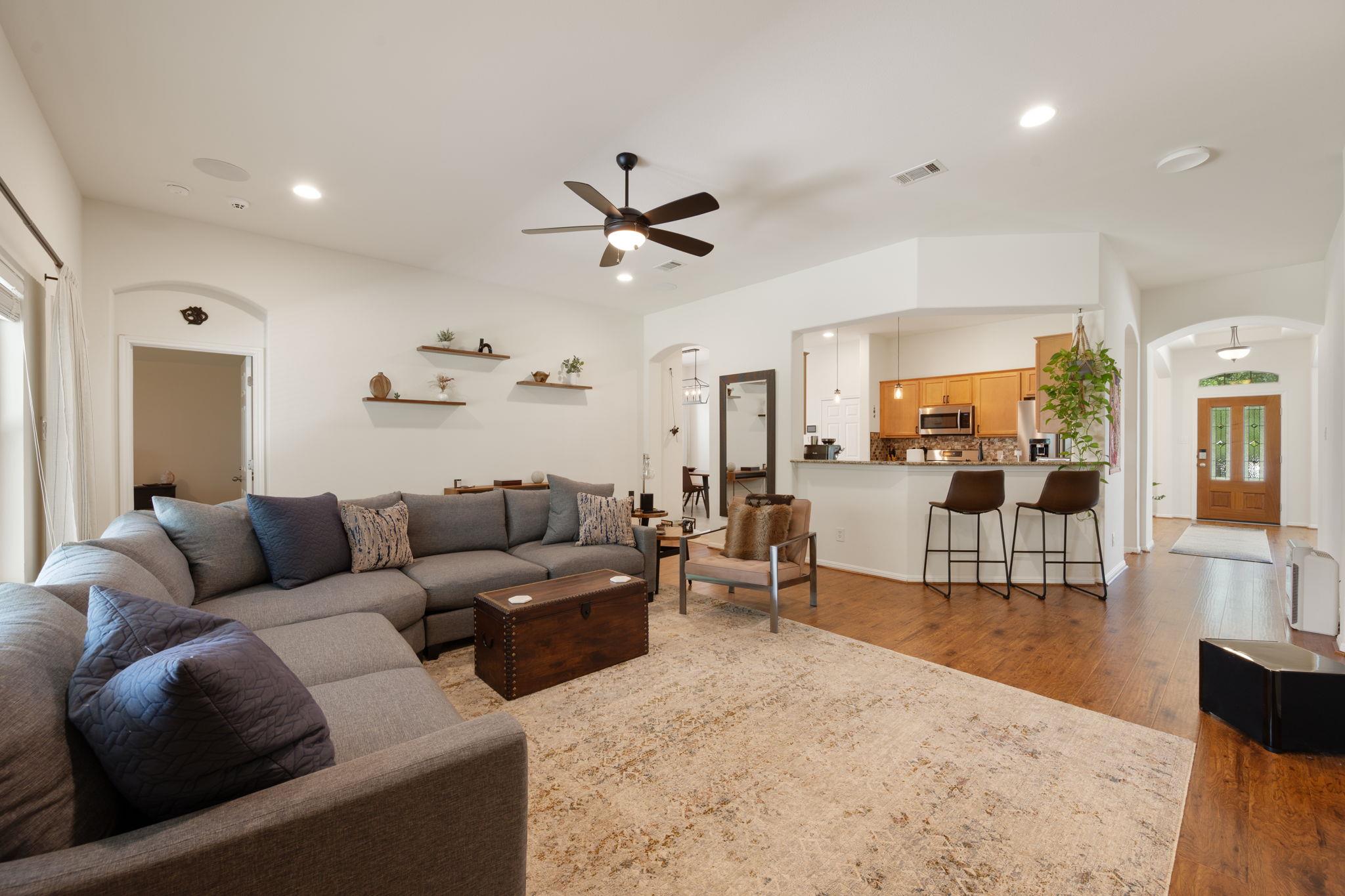 2405 Tumbling River DR