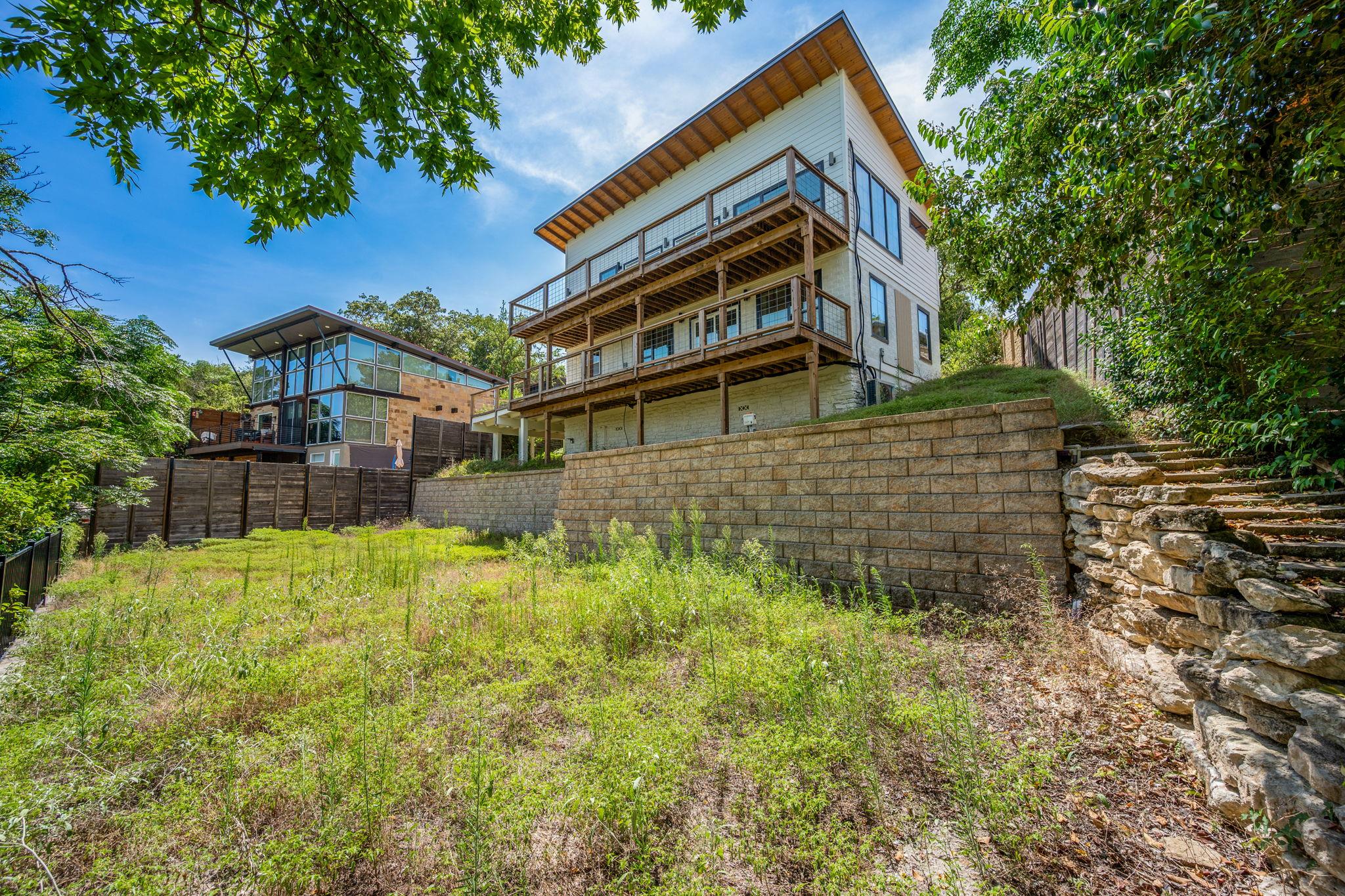 14953 Arrowhead DR