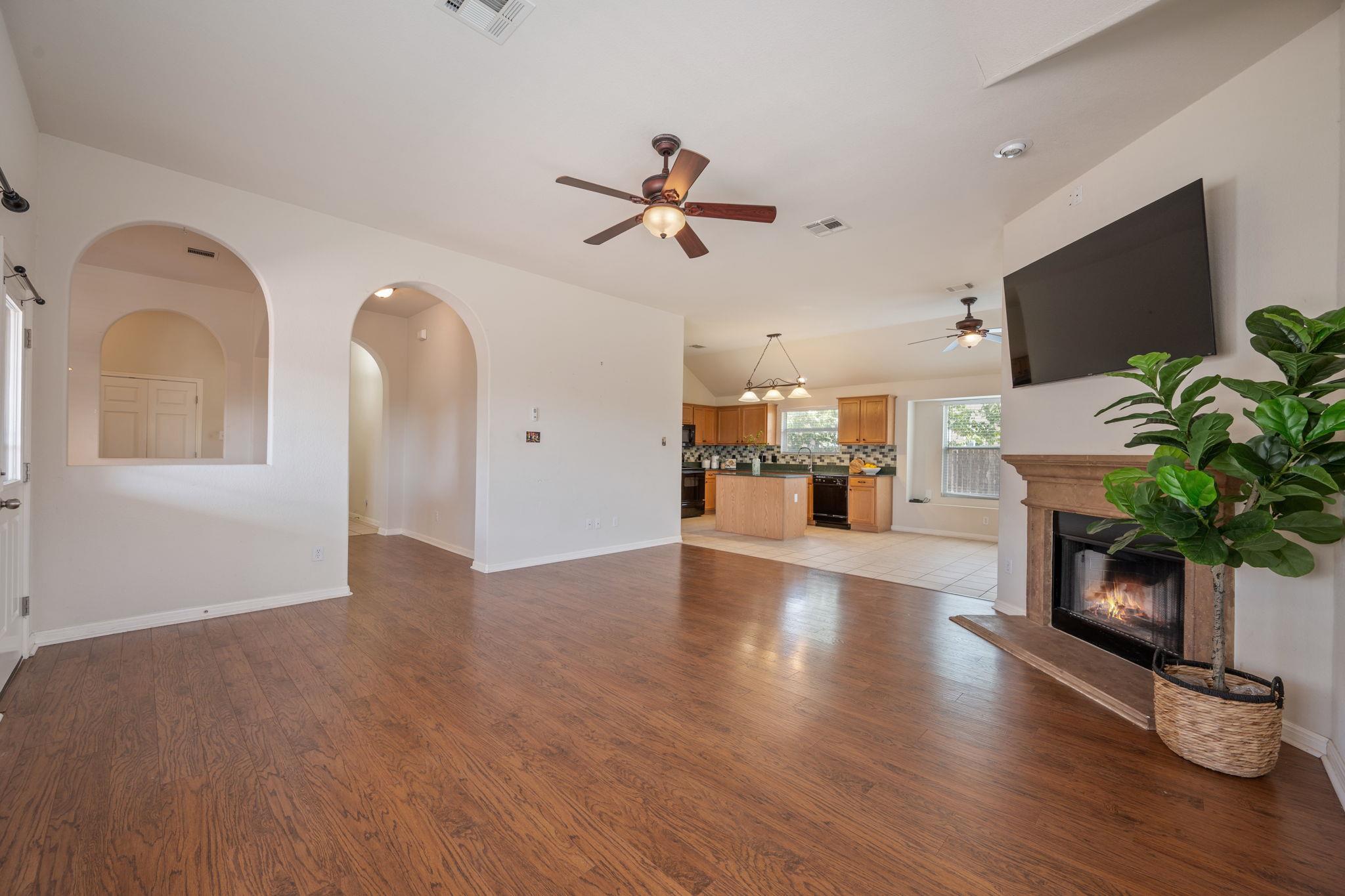 105 Mattingly ST