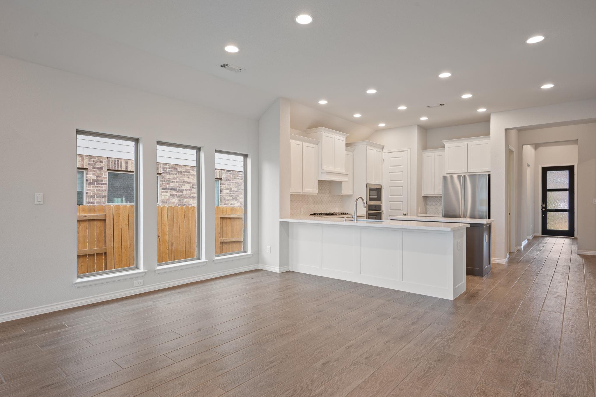 1037 Thunderhead TRL