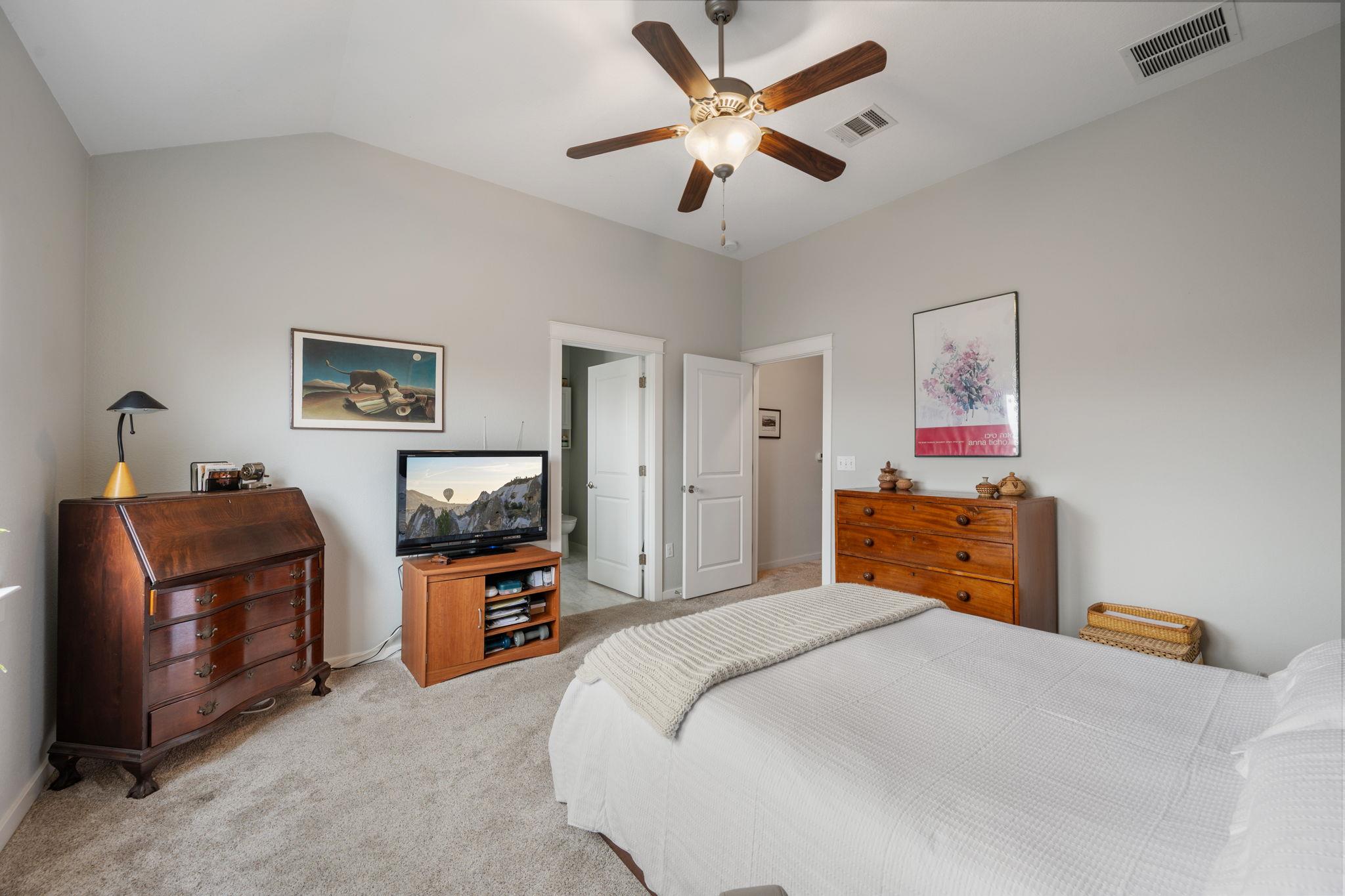 2237 Zach Scott ST