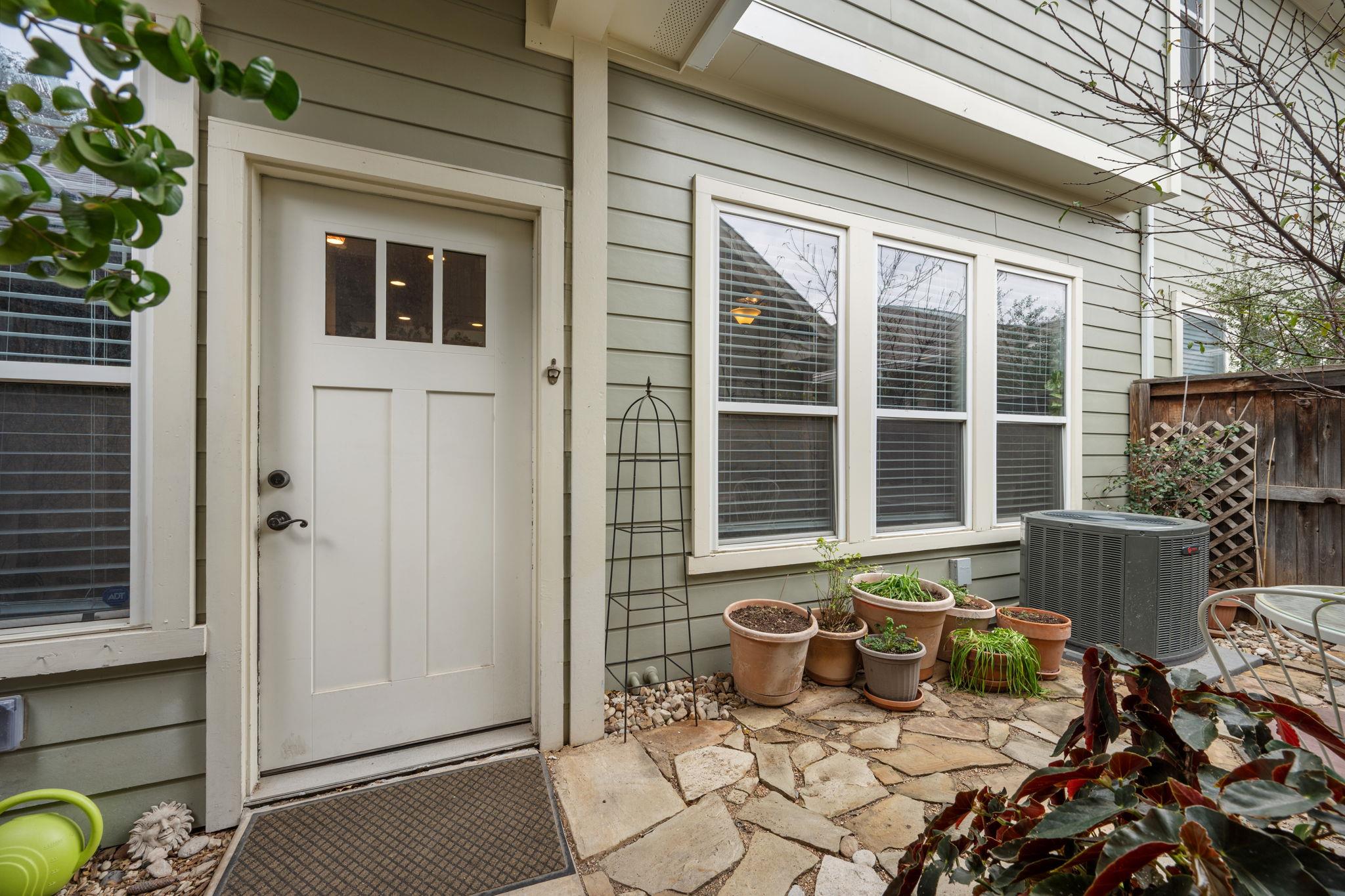 2237 Zach Scott ST