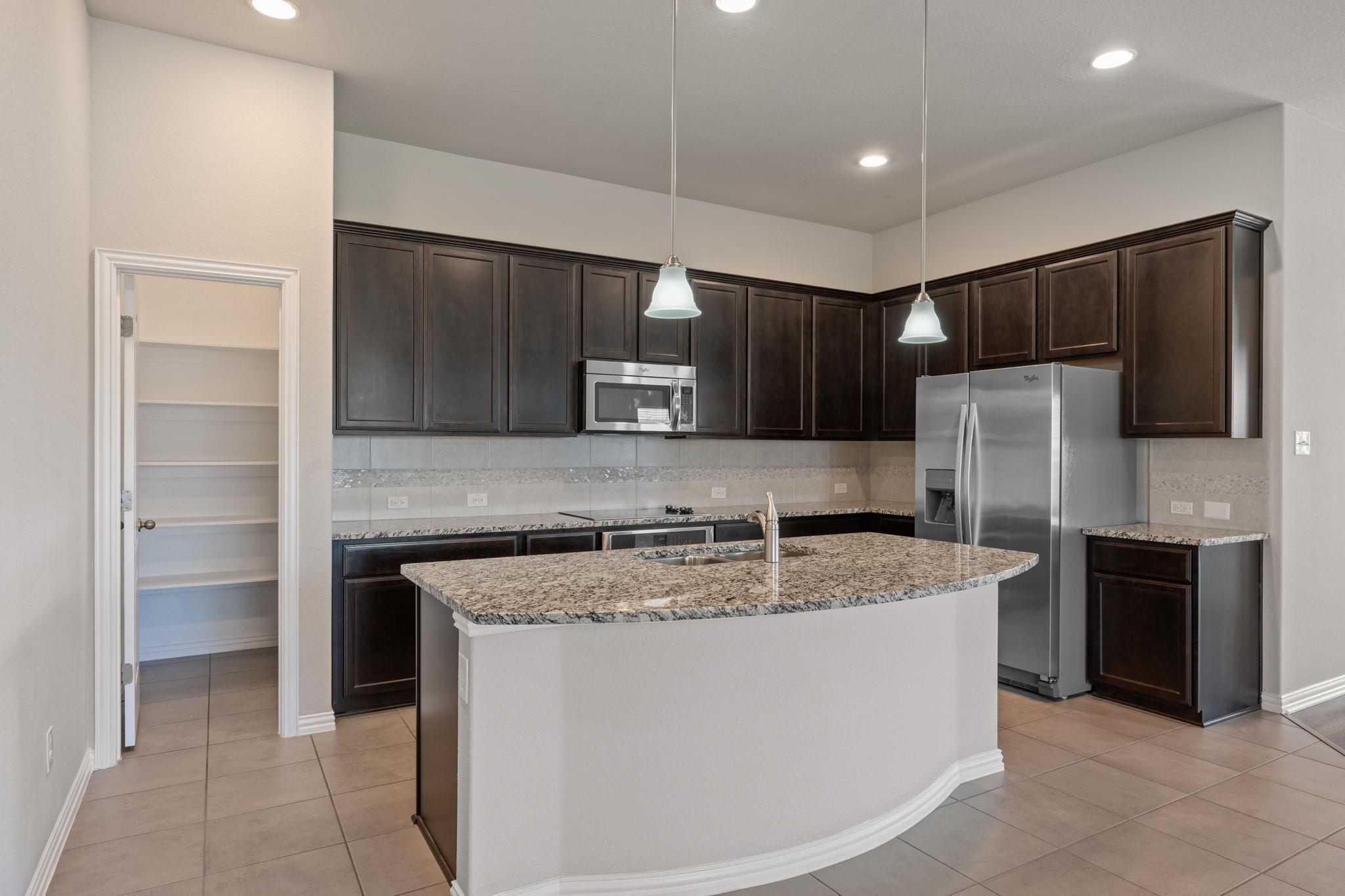 717 N Emory CV