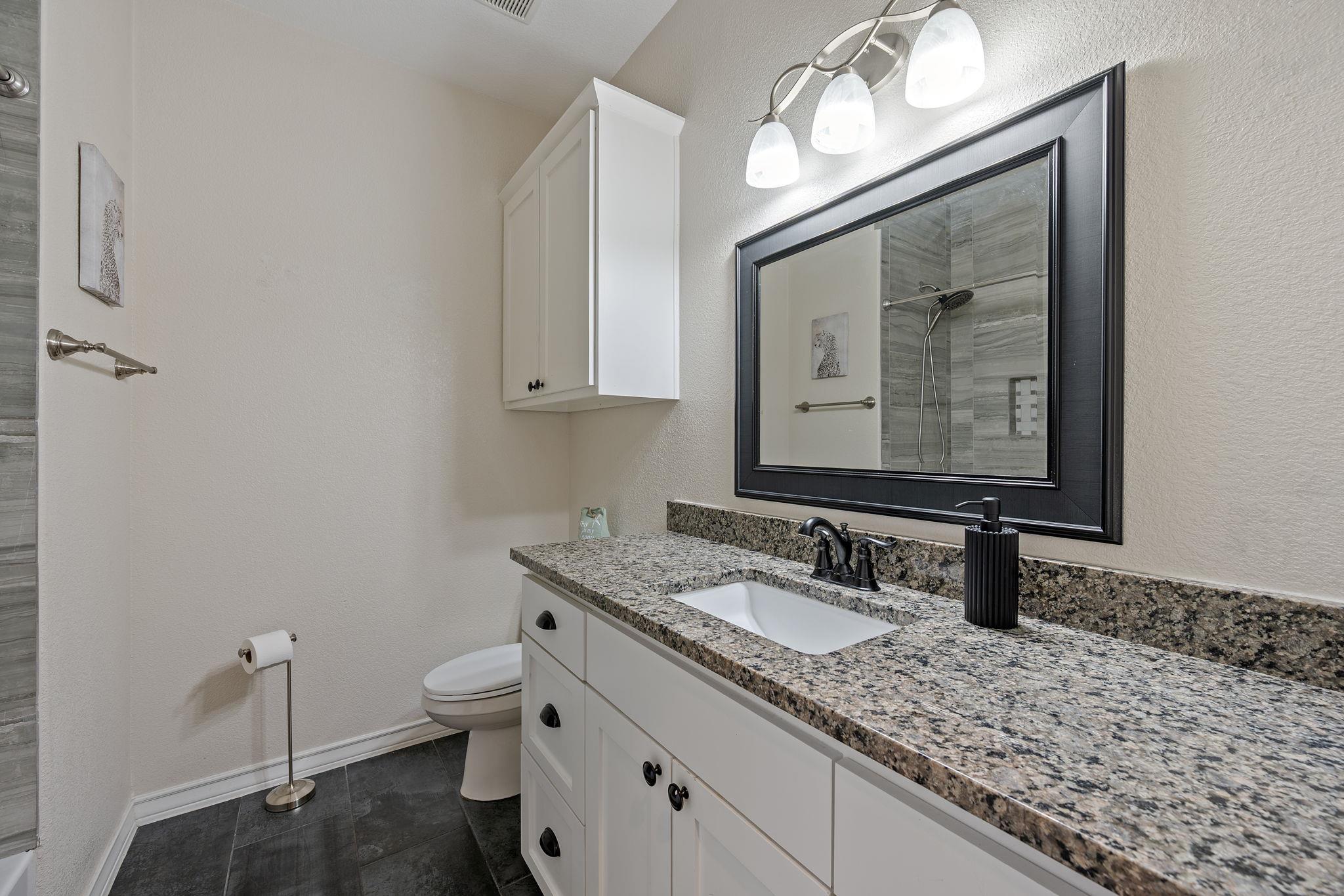 416 Venture BLVD S