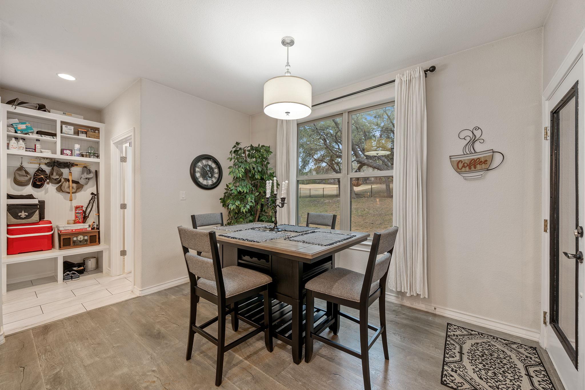 416 Venture BLVD S