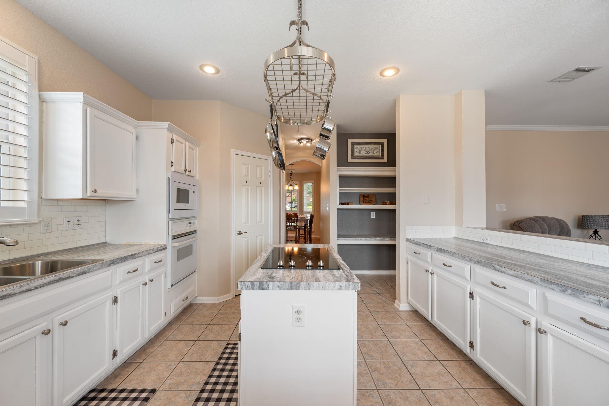 706 Sage CT