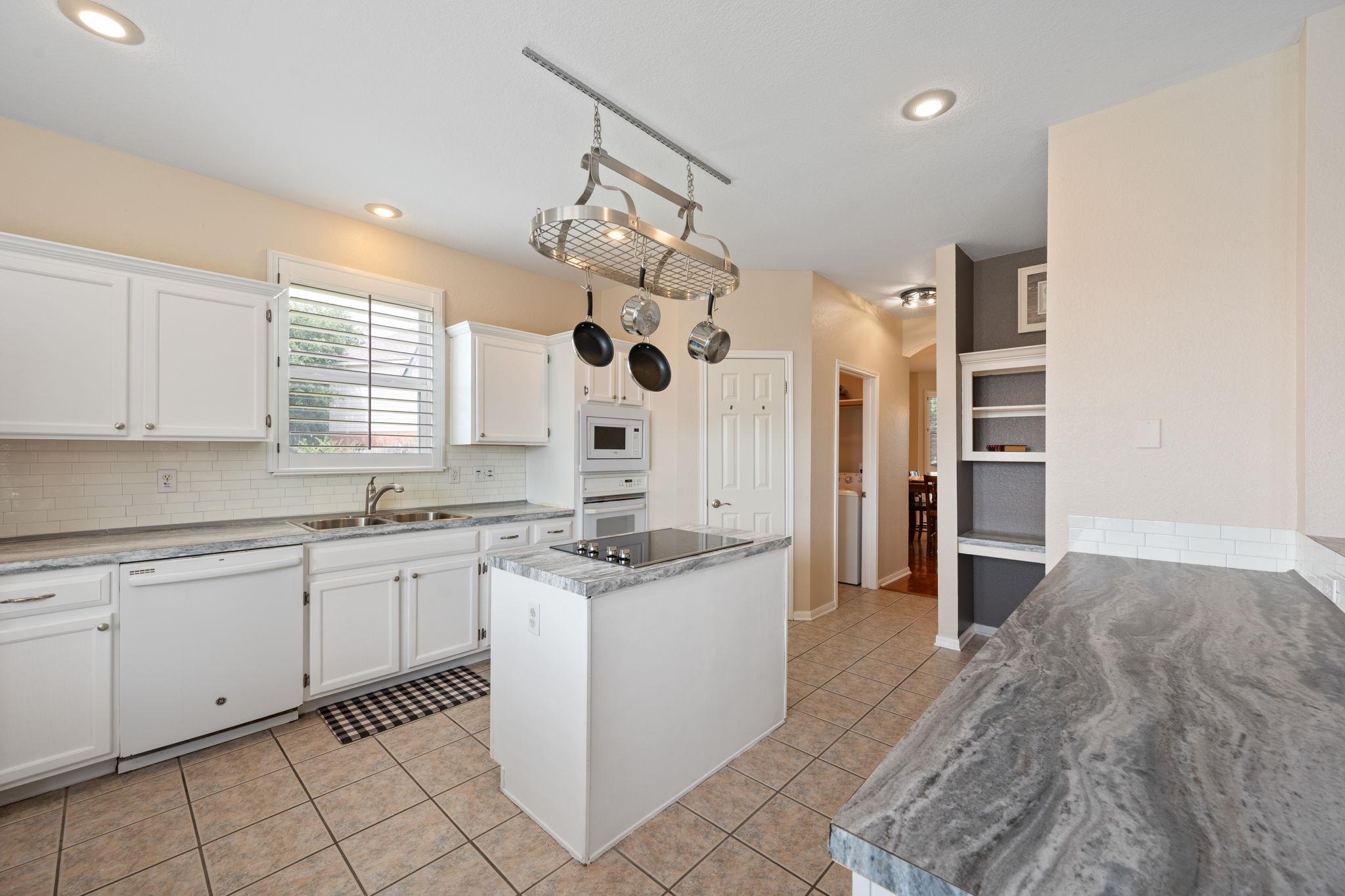 706 Sage CT