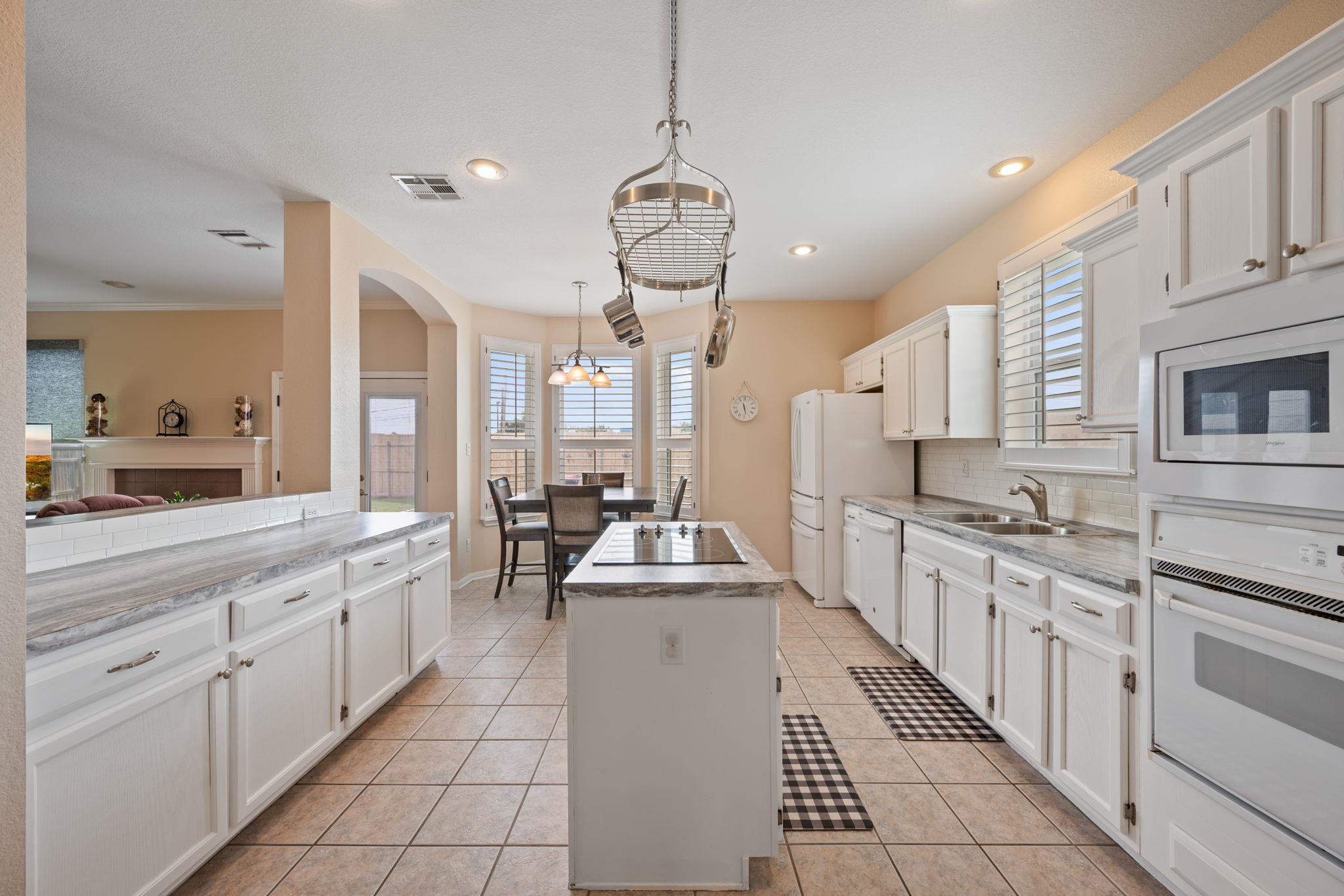 706 Sage CT