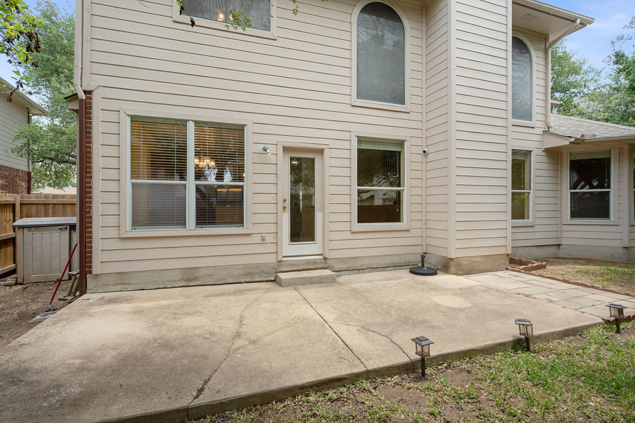 2305 Little Elm TRL