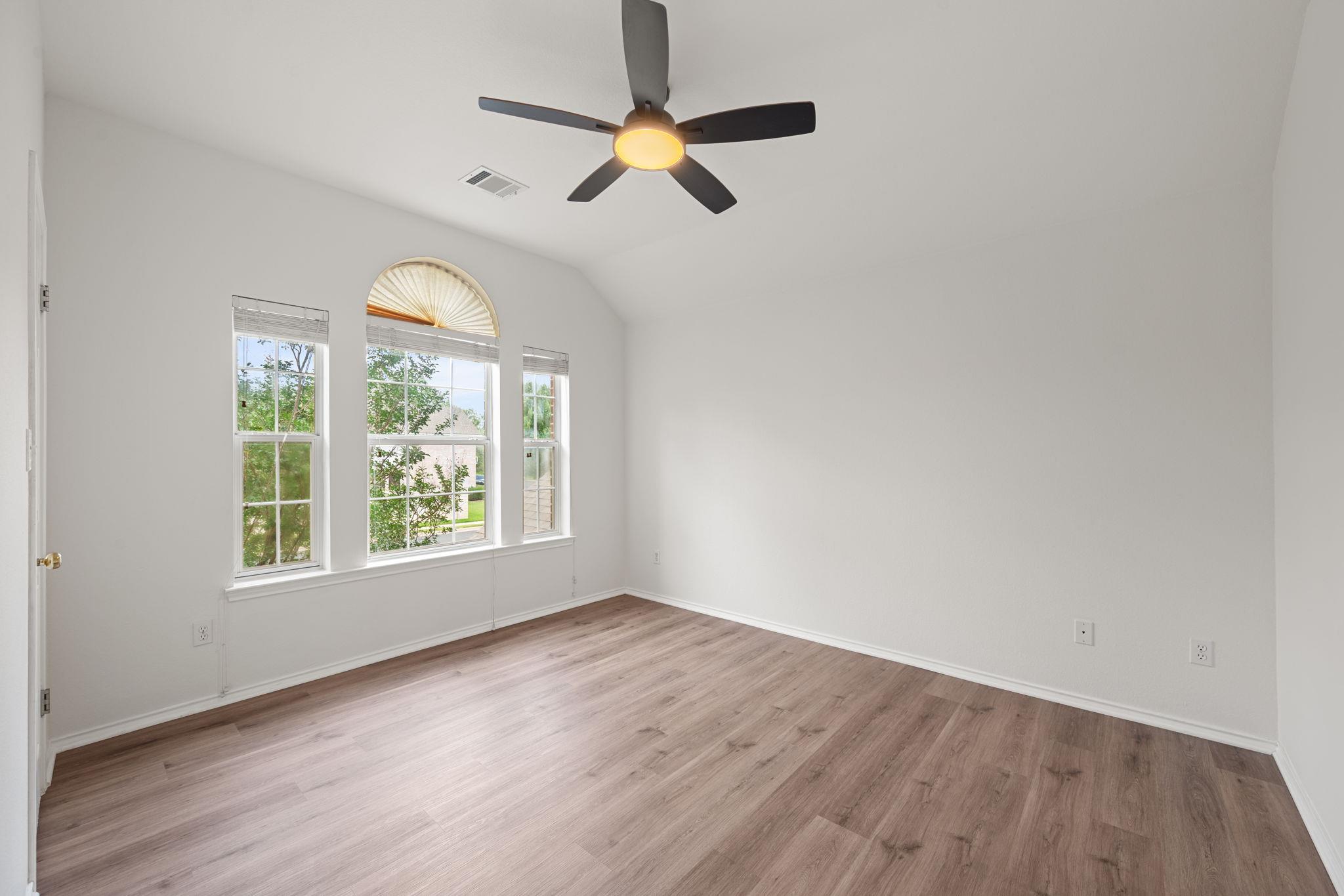 2305 Little Elm TRL
