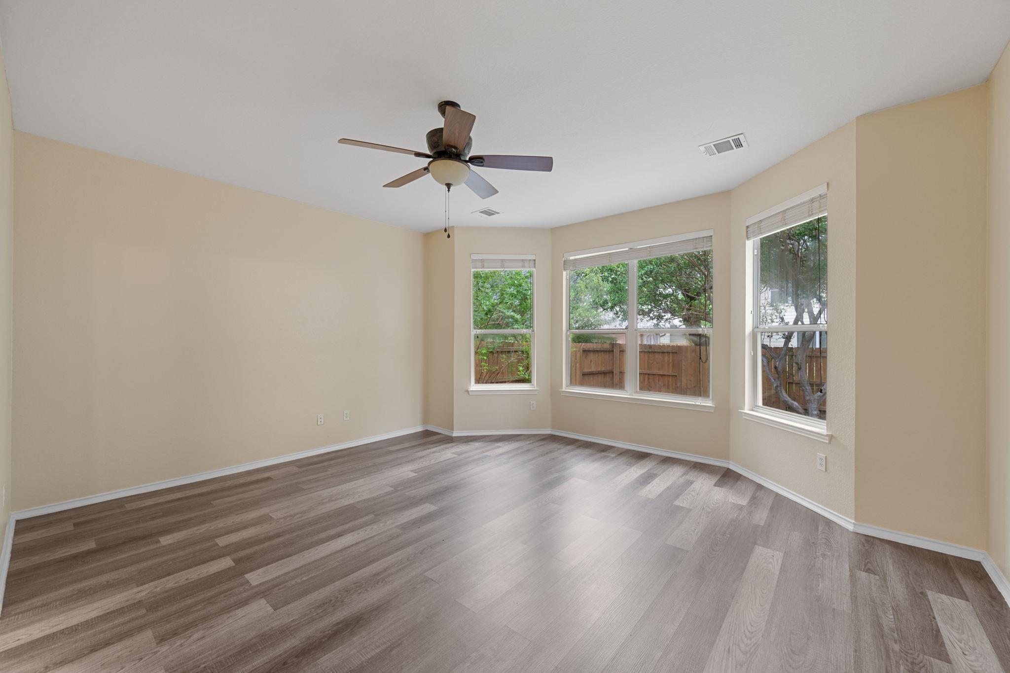 2305 Little Elm TRL