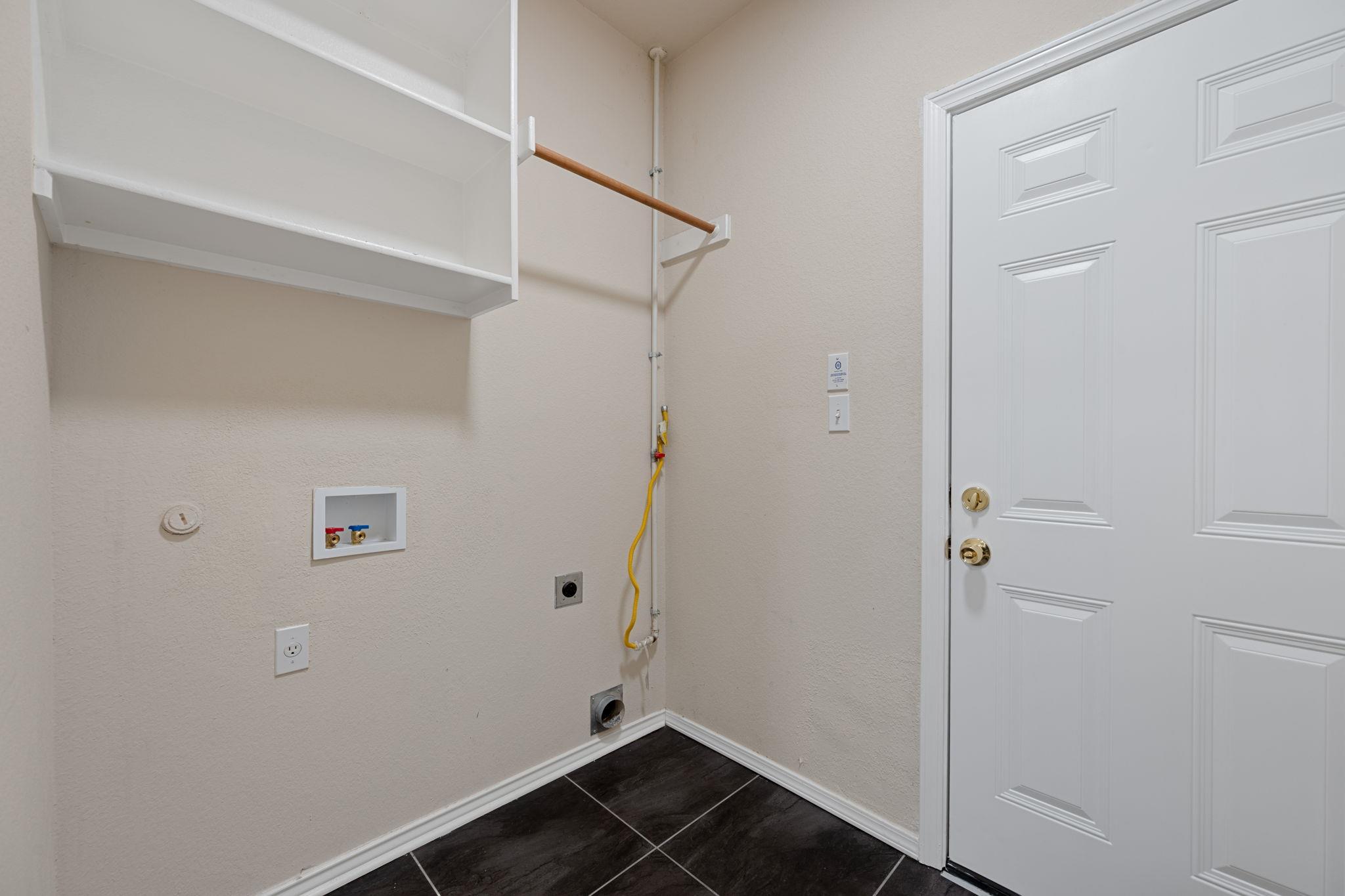 2305 Little Elm TRL