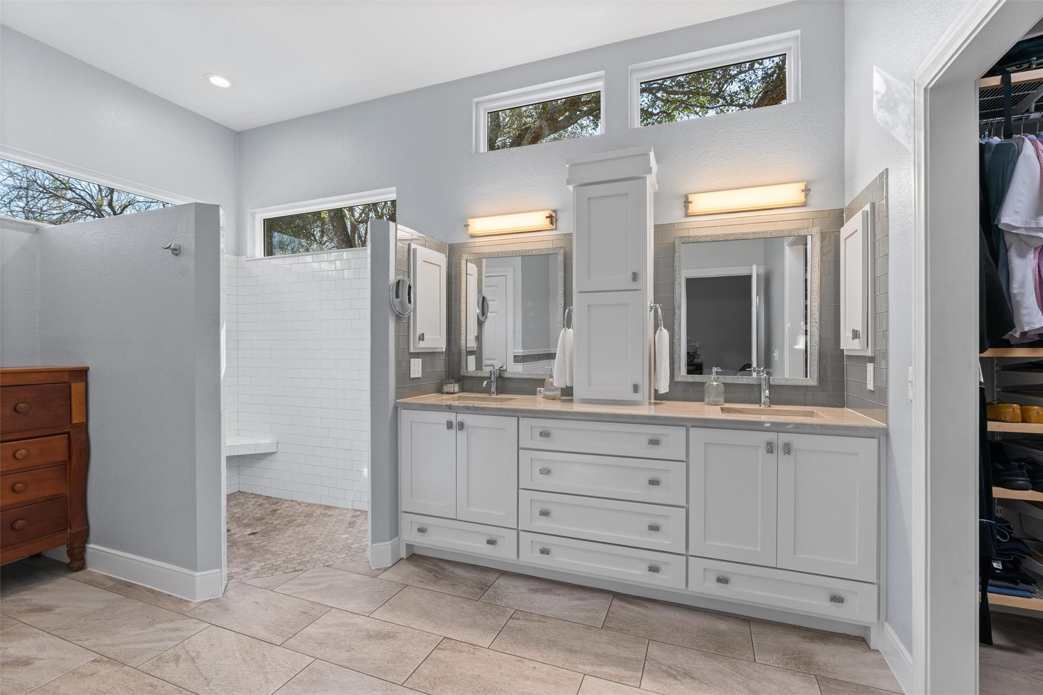 109 Running Water ST