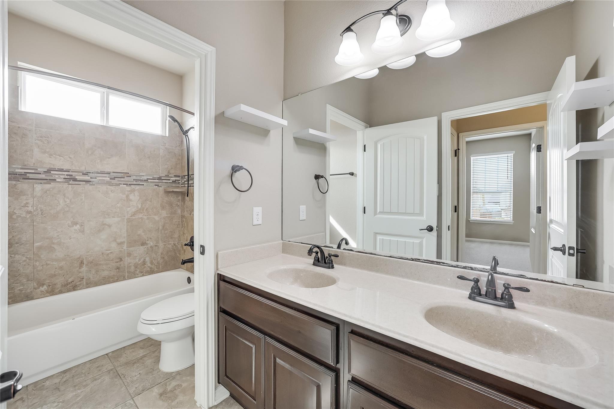 18208 Copper Grassland WAY