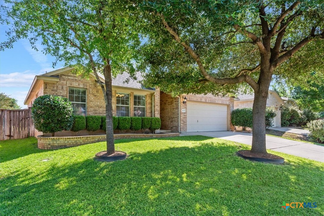 4509 Western Lake Drive