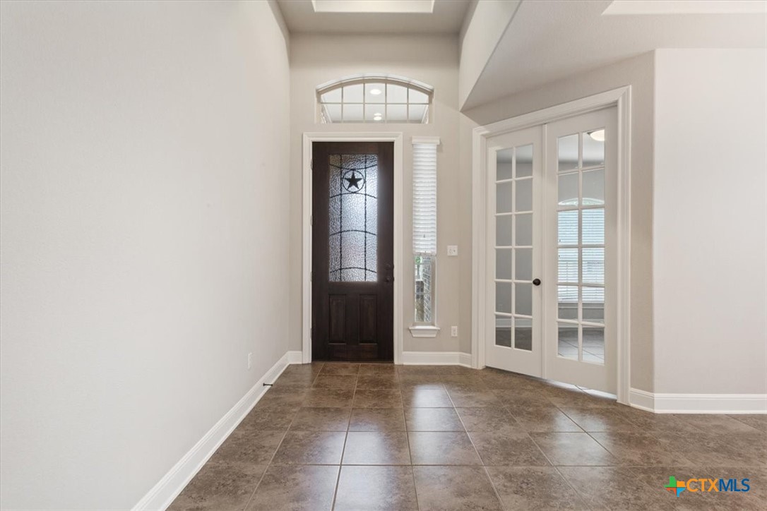 2711 Florin Cove
