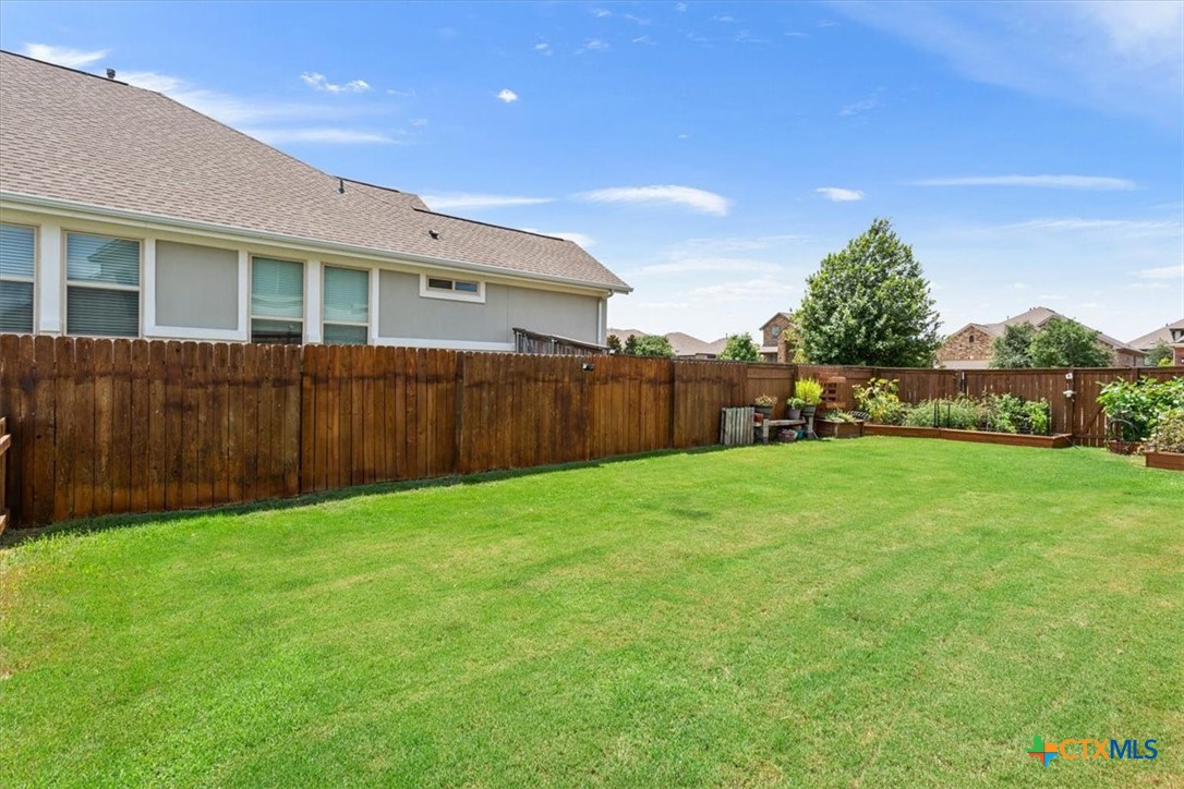 2711 Florin Cove
