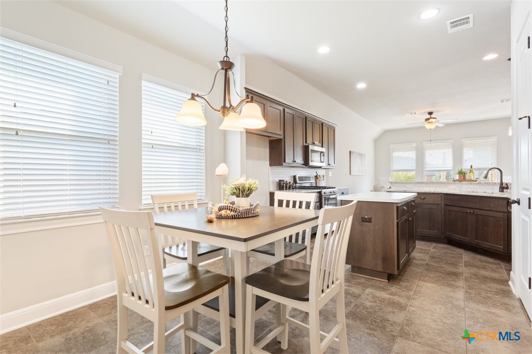 2711 Florin Cove