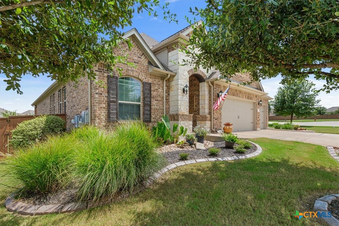2711 Florin Cove