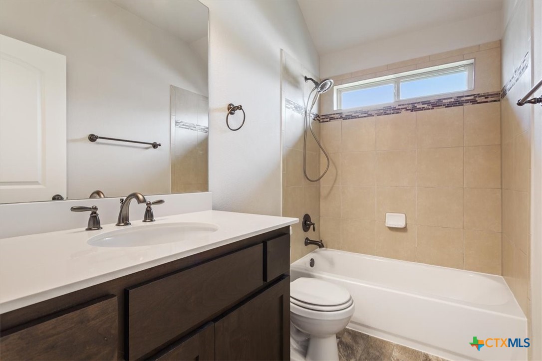 2711 Florin Cove