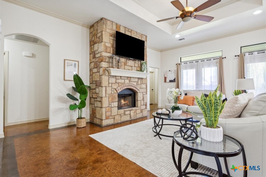 6003 Chimney Hill Drive