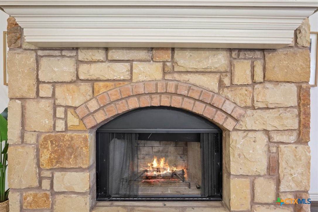 6003 Chimney Hill Drive