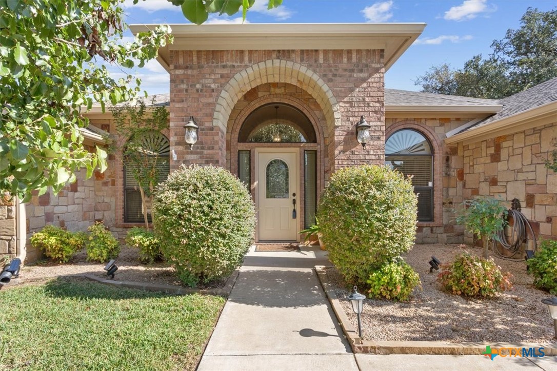 6003 Chimney Hill Drive