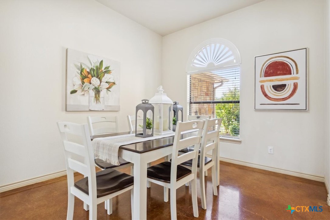 6003 Chimney Hill Drive