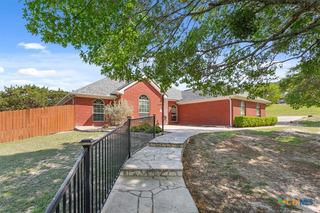 2702 Freedom Lane